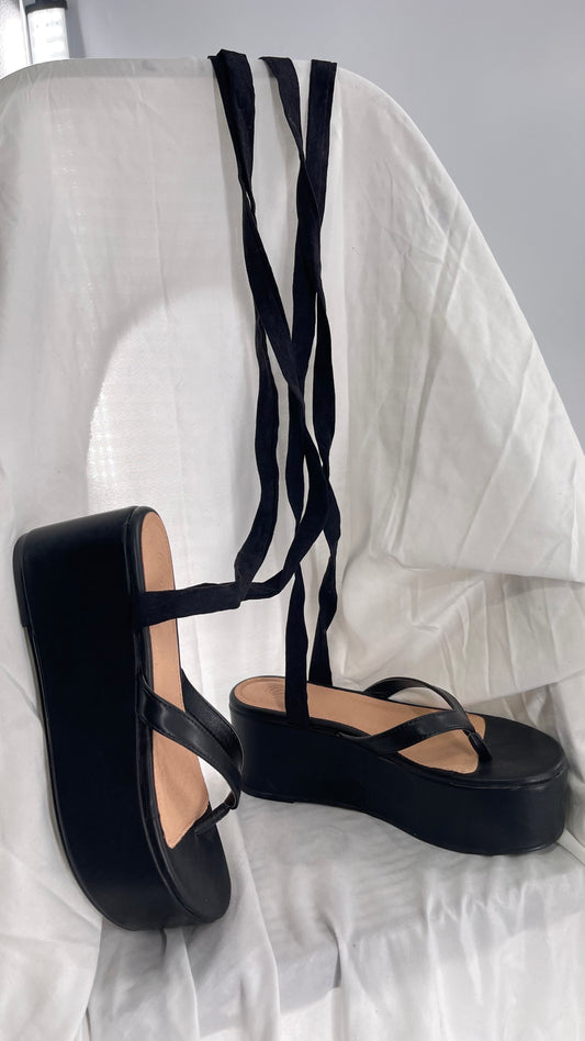 Urban Outfitters Black Platform Thong Sandal with Wrap Around Knee/Thigh High Straps (7)