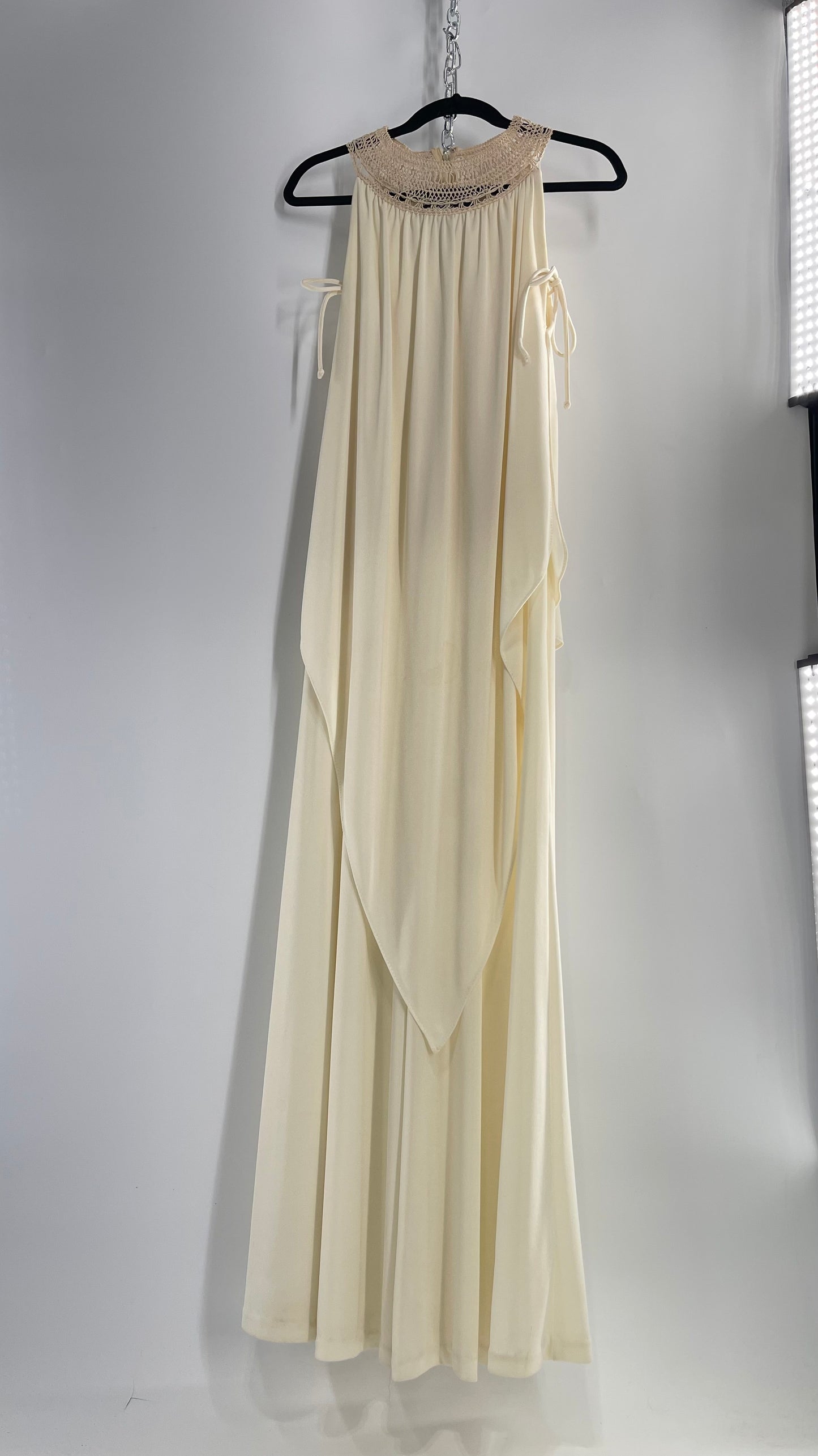 Vintage 1970s Off White Hand Made Goddess Gown with Draping Details, Tie Underarm, Pleated Body and Crochet/Macrame Neckline Detail (XS/S)