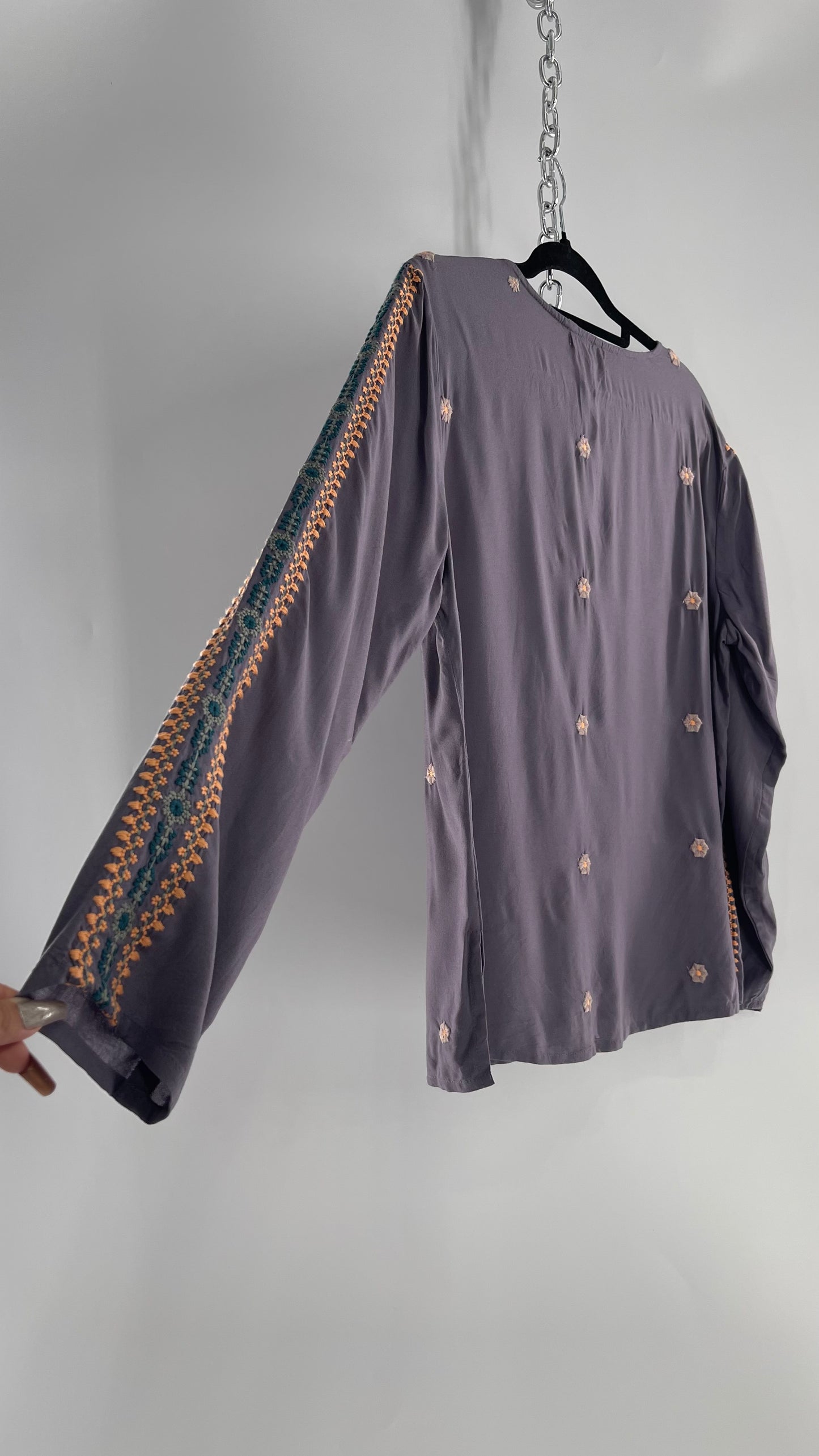 Anthropologie Solitaire Dusty Gray/Purple Embroidered Tunic Blouse (Medium)