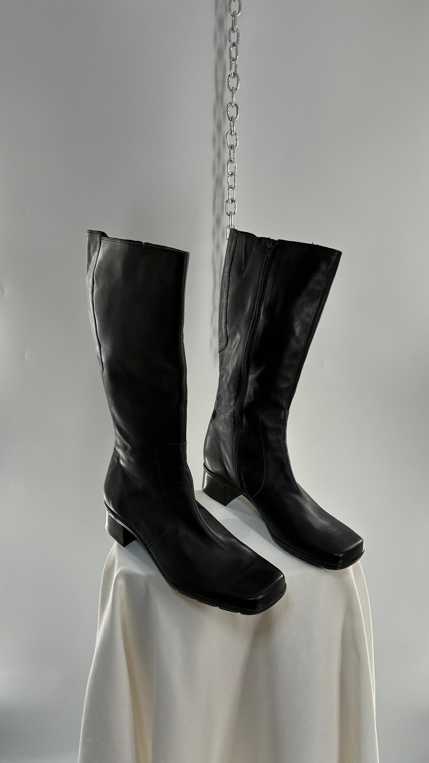Vintage BANDOLINO 1990s Black Square Toe Boots (9.5)