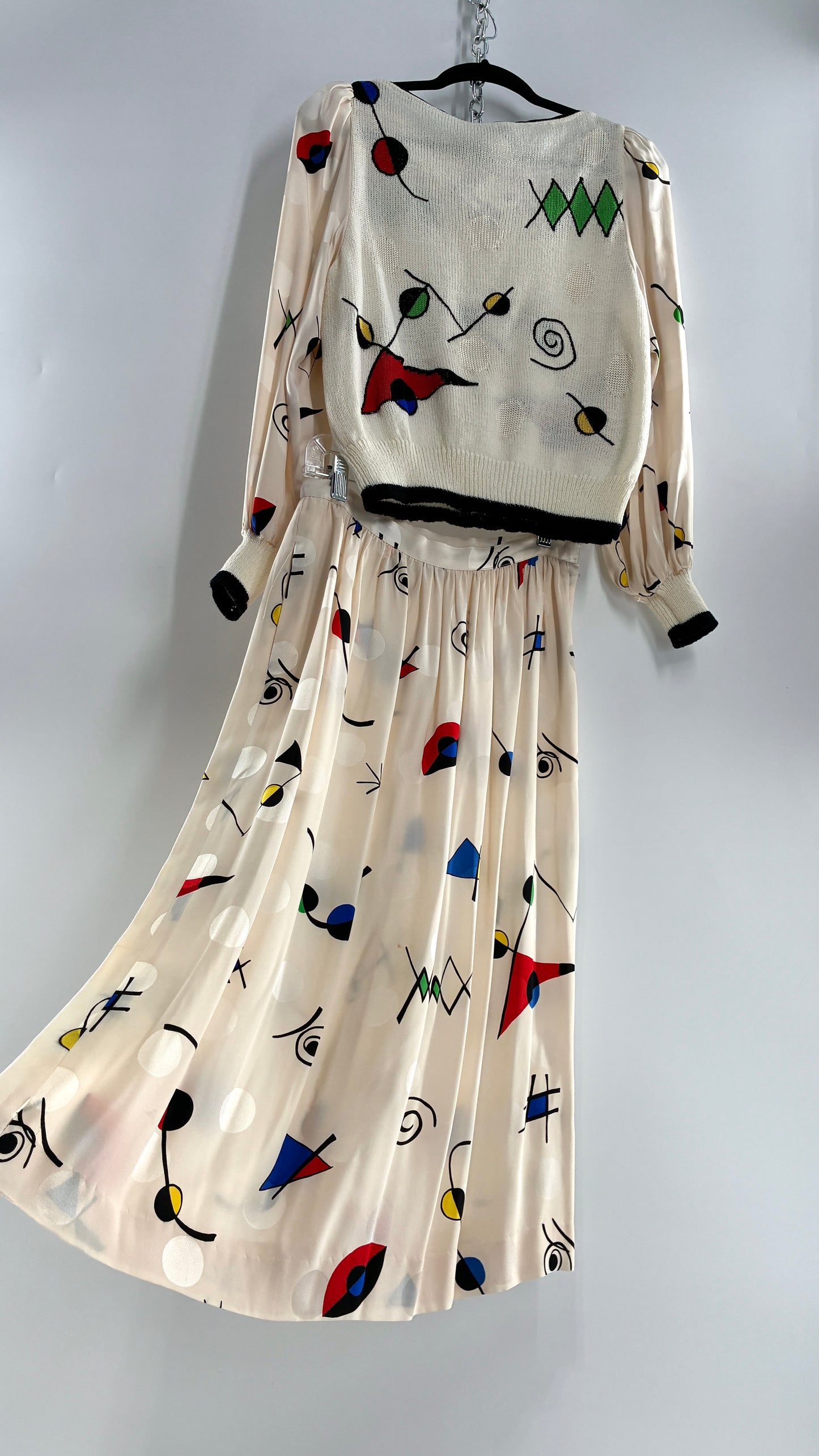Vintage 1980s UMI collections by Anne Crimmins Off White 2 Piece Set with Abstract Embroidered Designs and 100% Silk Polka Dot Print Skirt (Medium Sweater, 8 Skirt)