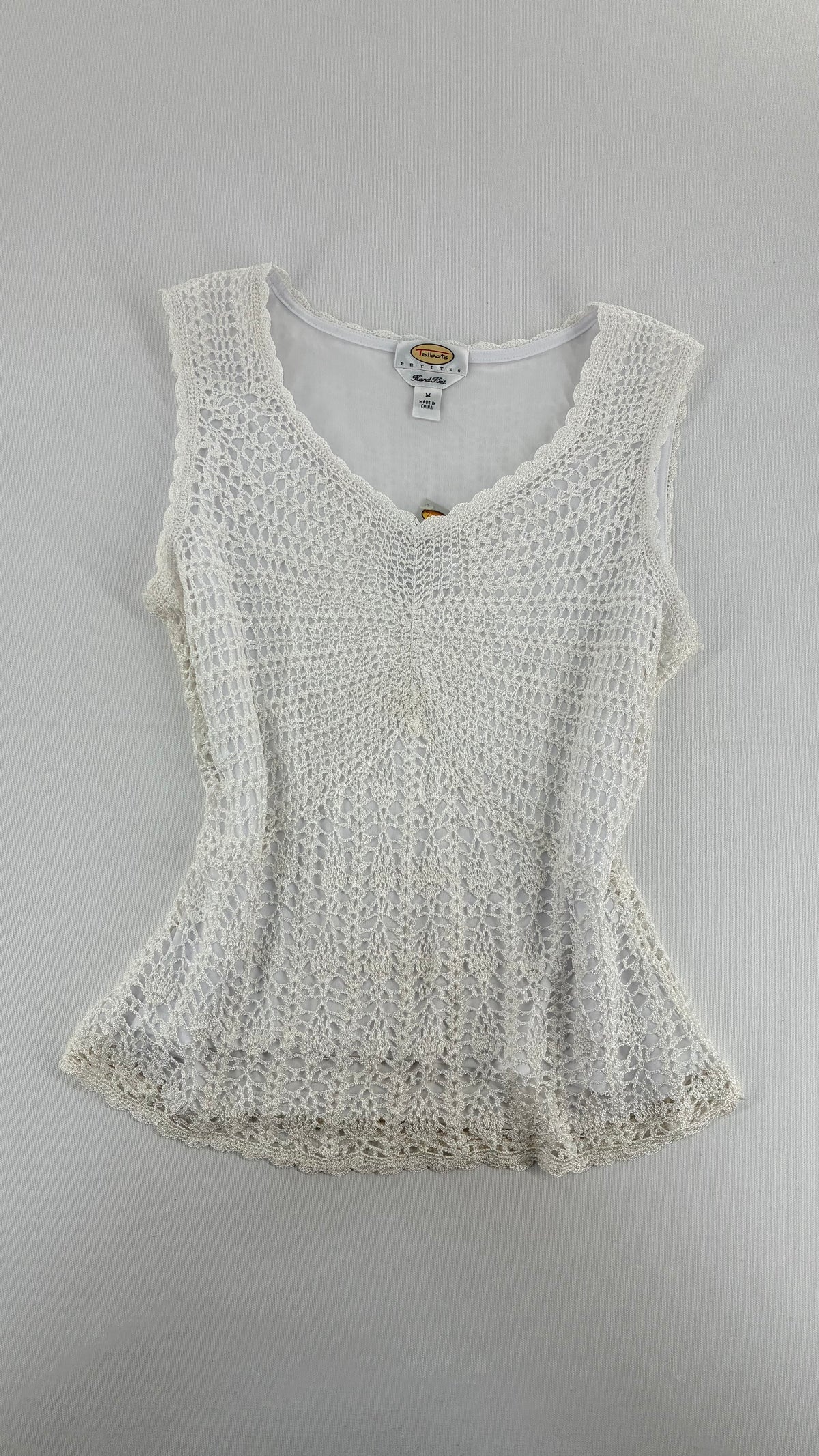 Deadstock Vintage TALBOTS White Crochet Sleeveless Top (Medium)