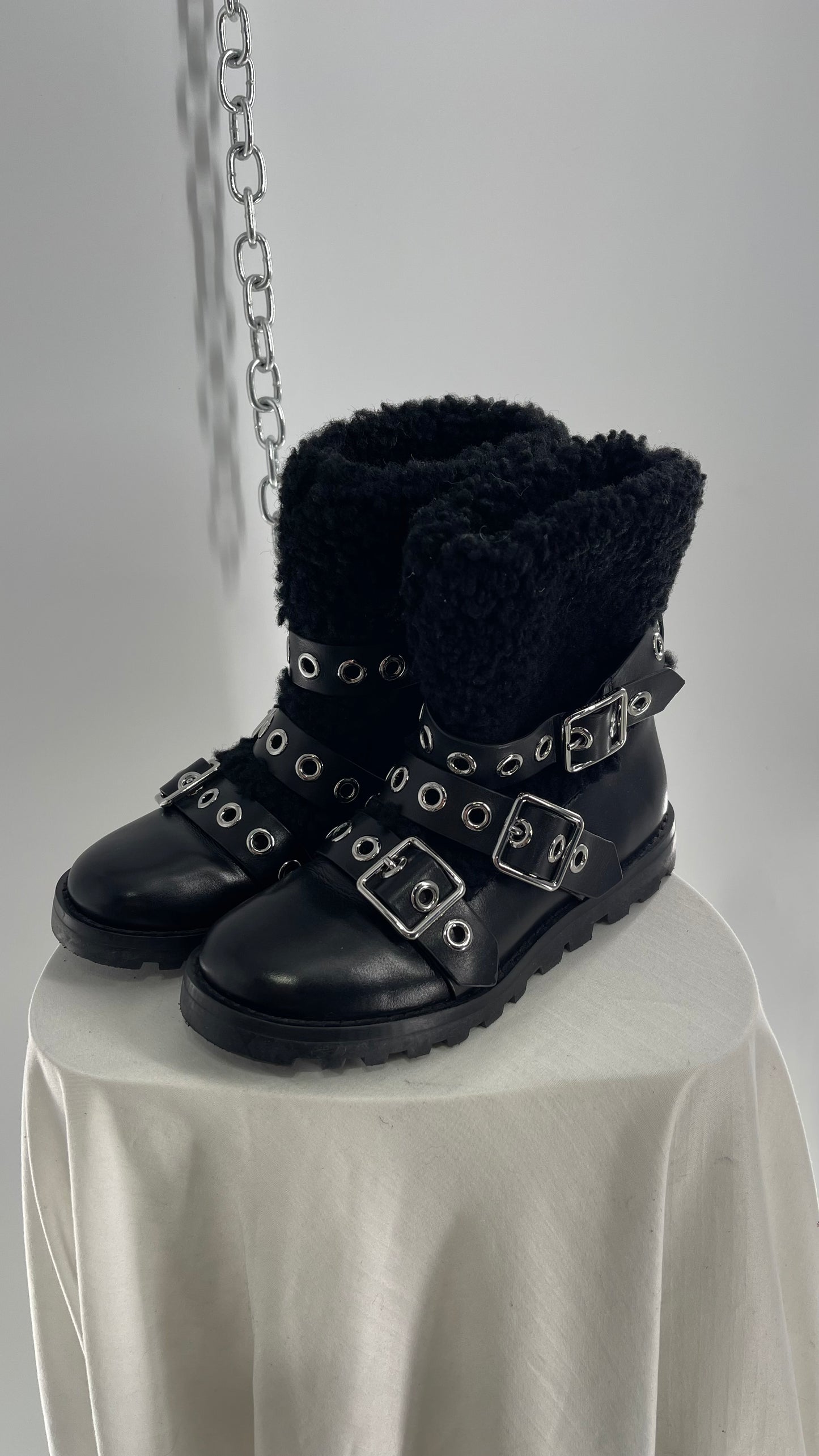 Marc by Marc Jacobs Black Strappy Buckle Sherpa Biker/Moto Boot(35.5)