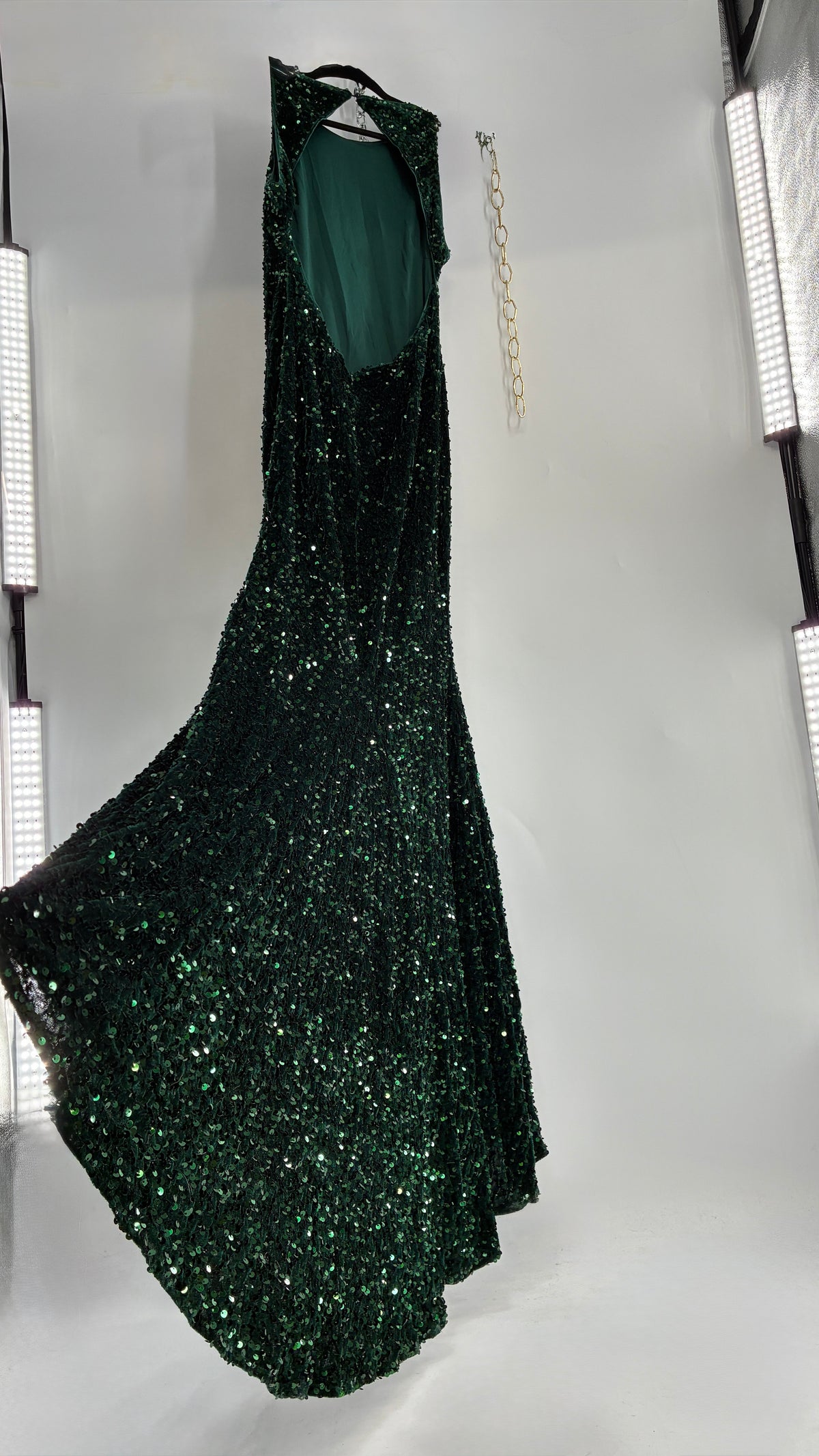 FAERIESTY Elegant Round Neck Sleeveless Sequin Mermaid Dress (XL)
