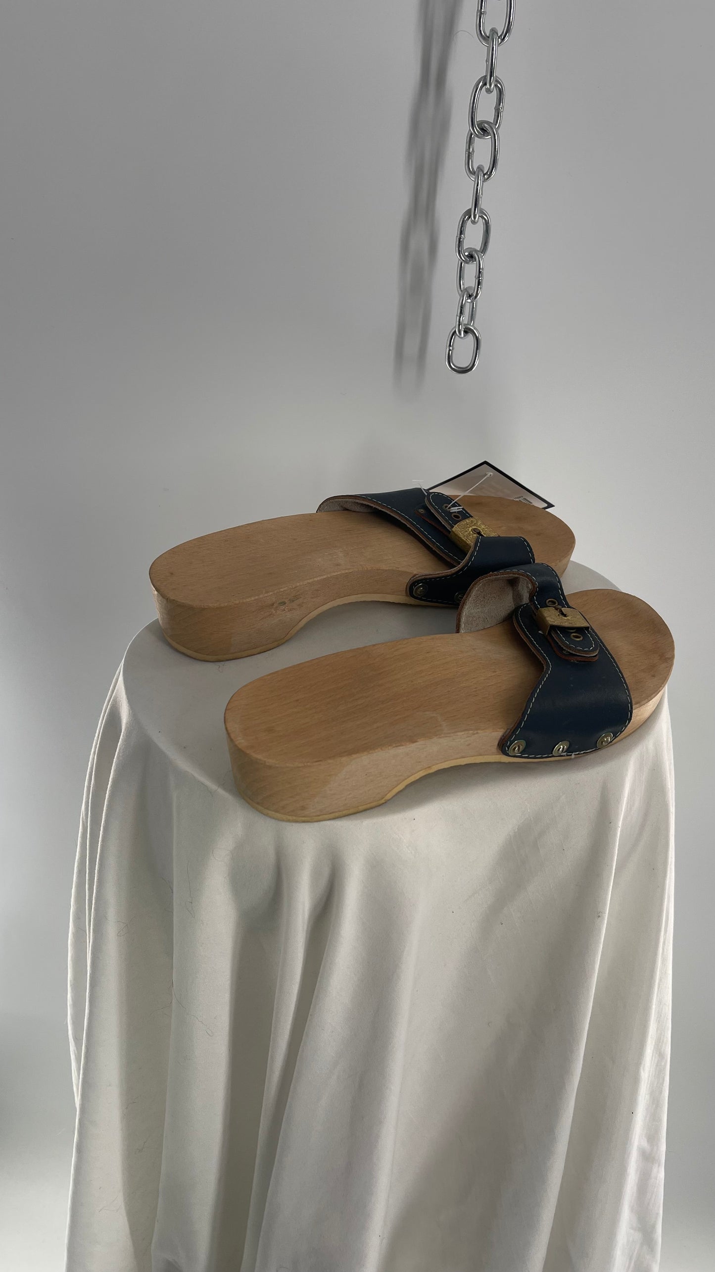 Vintage Dr.Scholls 1970s Wooden Clog Style Sandal with Navy Leather Strap (8)