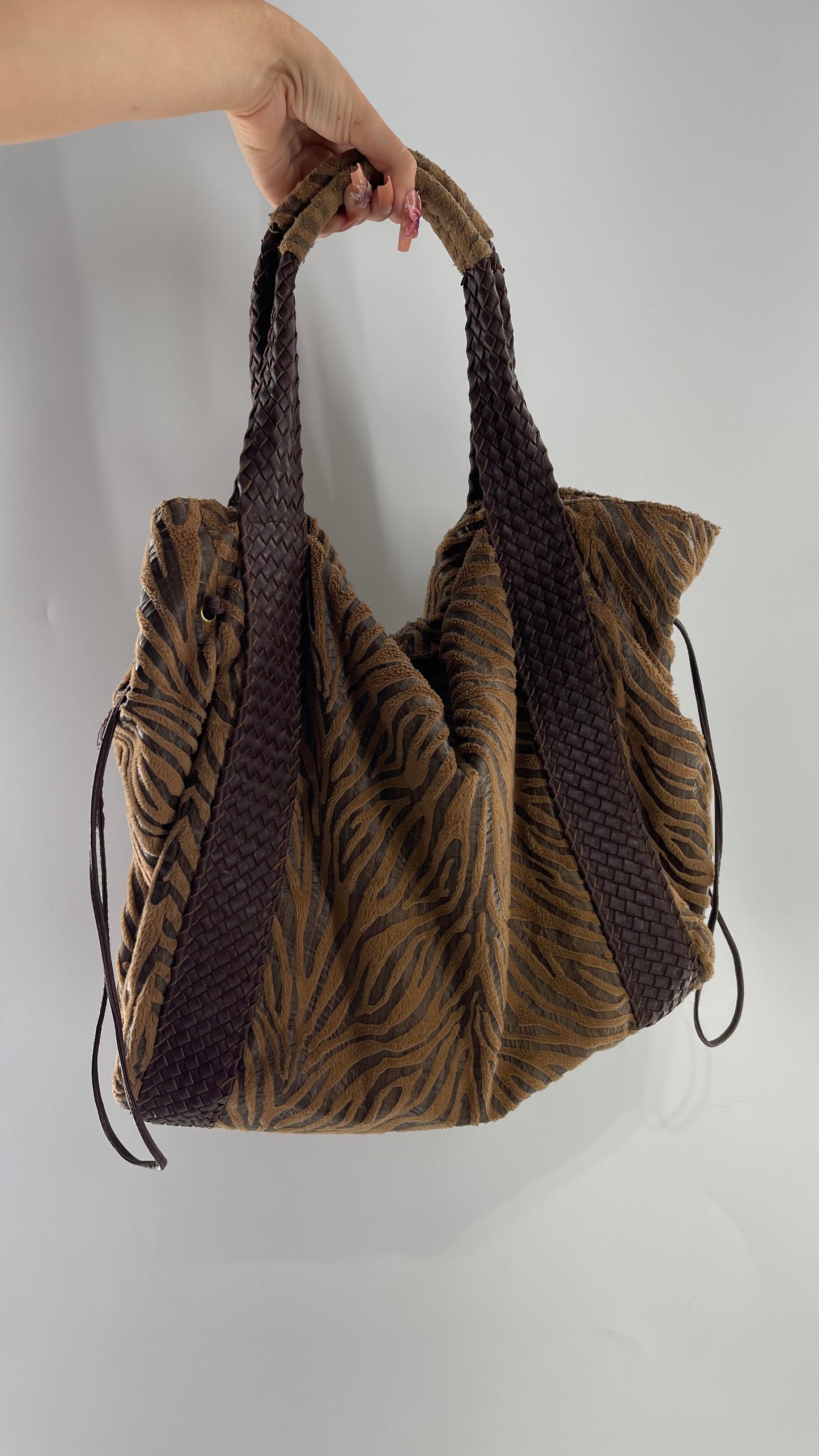 VINTAGE BRACIANO Zebra Textured Slouchy Bag with Braided Leather Straps