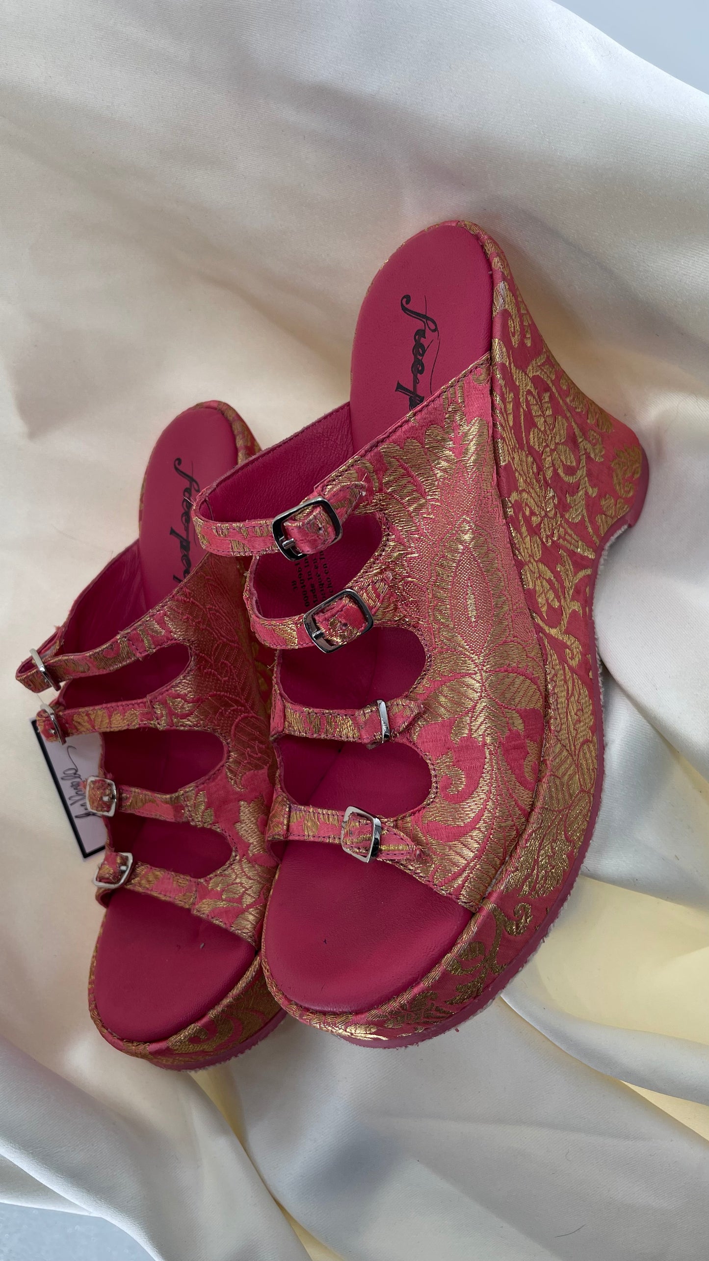 Free People Hot Pink Hoffman Buckle Front Wedge Heels with Satin Gold Paisley/Brocade Pattern (37)