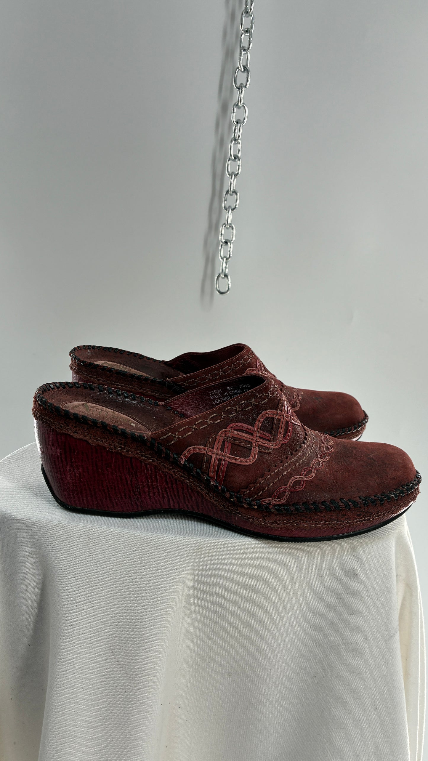 ARTISAN Clark’s Maroon Red Leather Clogs (8)