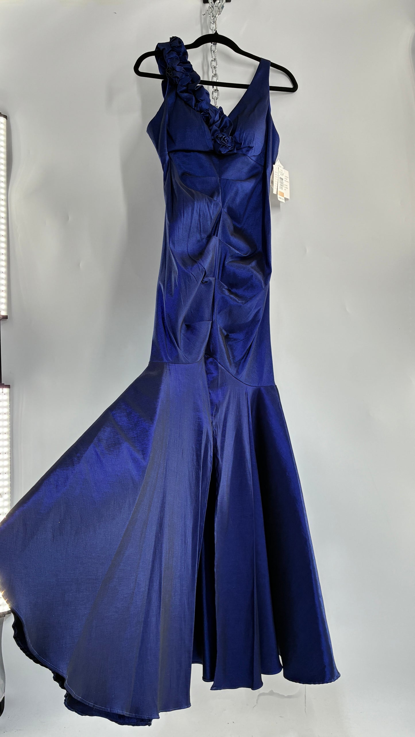 Deadstock Vintage Iridescent Metallic Taffeta Royal Blue Ruched Bodice and Floral Appliqué Gown (12)