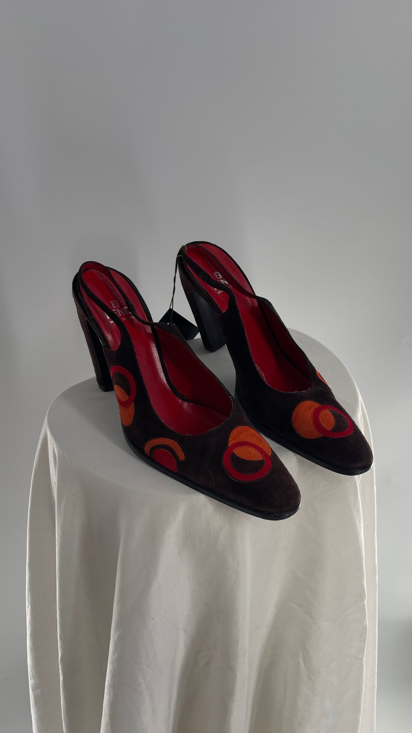 Vintage 1980s FENDI Brown Suede Leather Heel with Abstract Orange/Red Circles and Curved Heel (8)