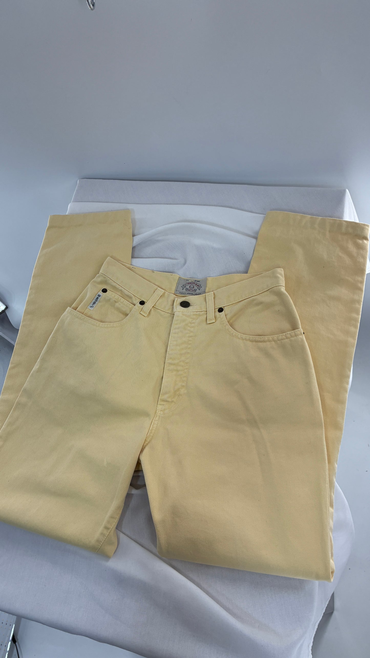 Vintage GIORGIO ARMANI Baby Yellow High Waisted Jeans with 80s Jacron Made in Italy  (29)