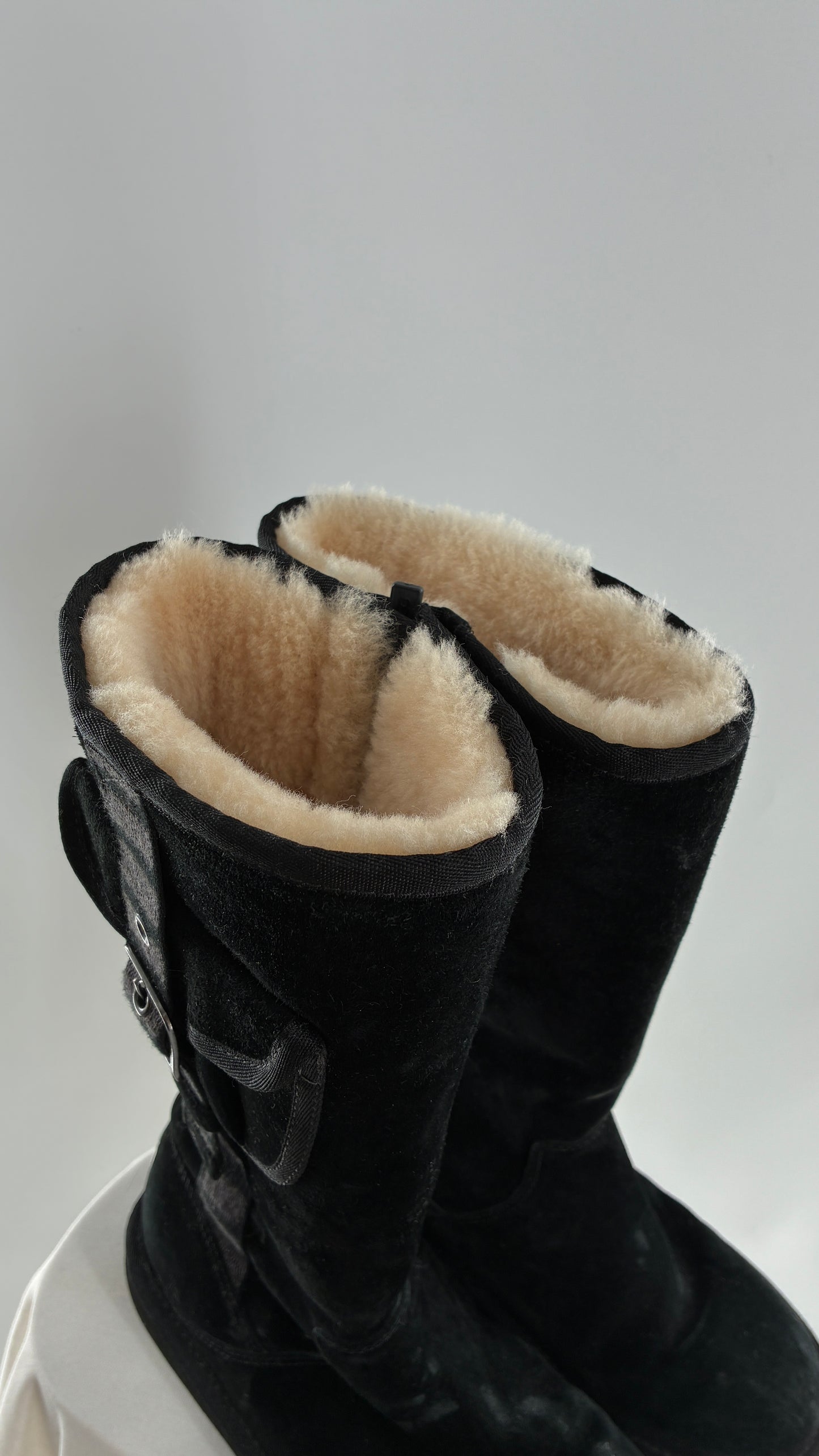 UGG Australia Black Suede Tall Cargo Boot (6)