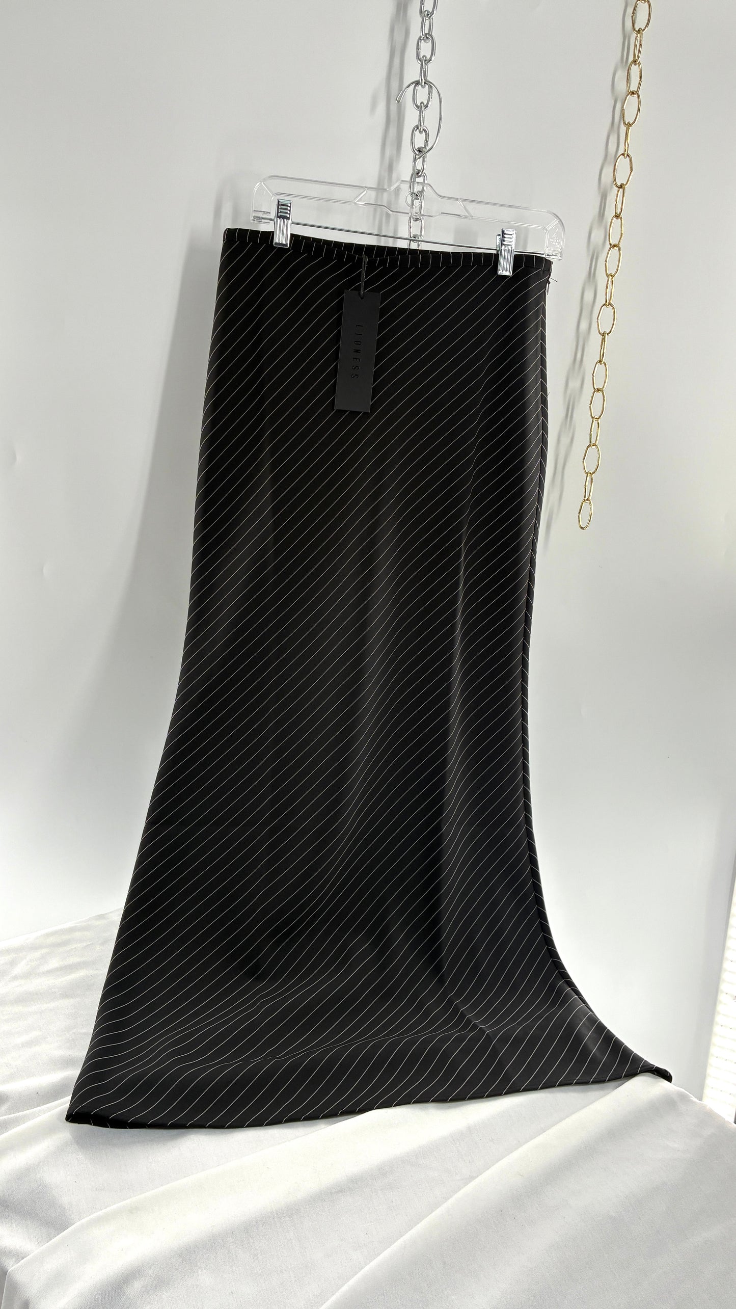 LIONESS Pinstripe Skirt with Tags (Small)