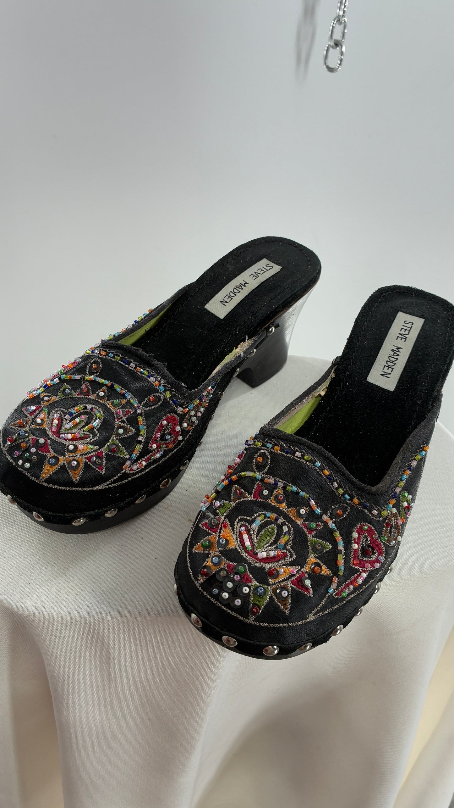 Vintage 1990s STEVE MADDEN Black Wooden Heel Clogs with Embroidered and Beaded Design (7.5)