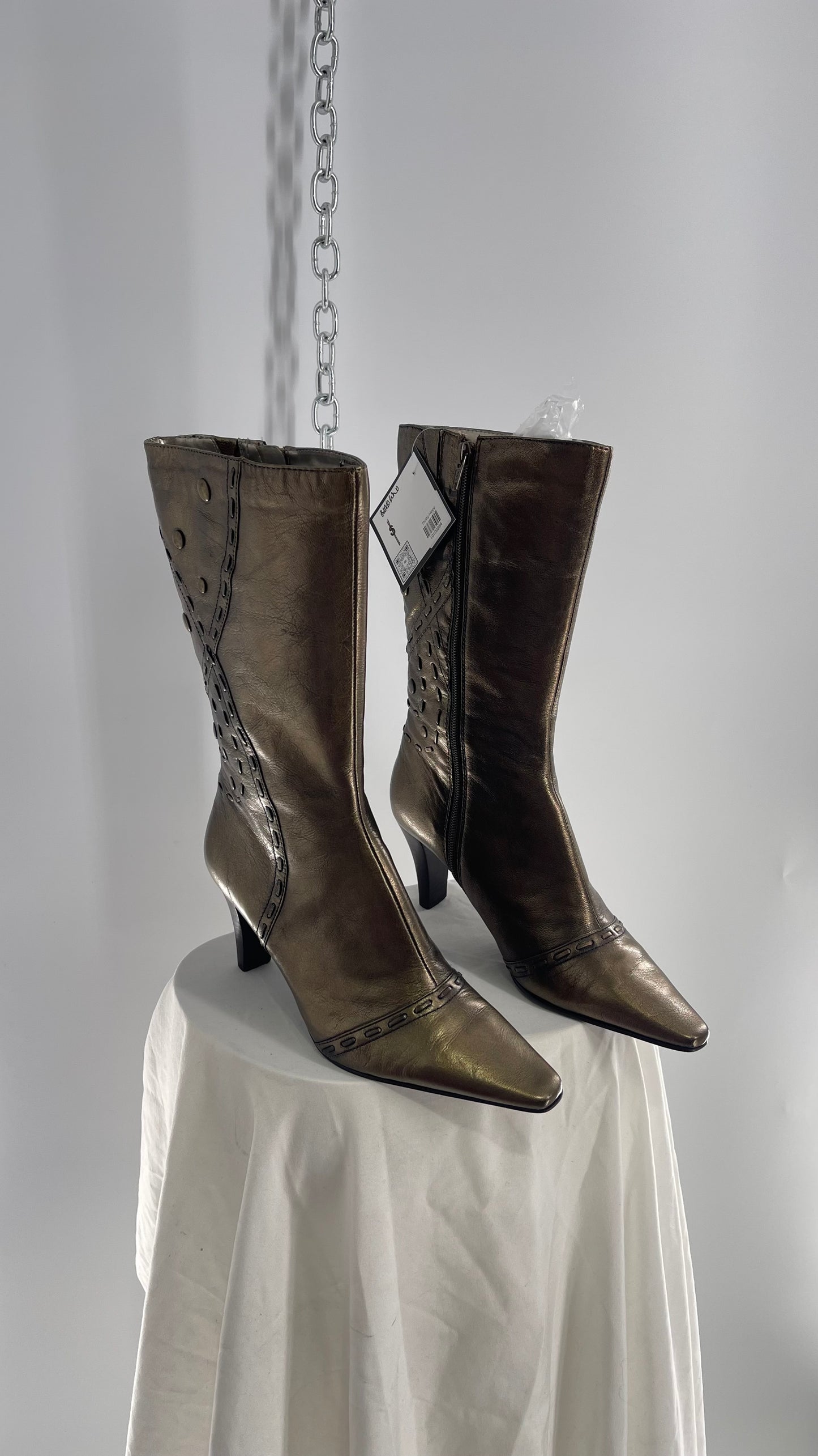 Vintage BANDOLINO Bronze Metallic Pointed Toe Boots with Leather Stitching and Studded Details (7)