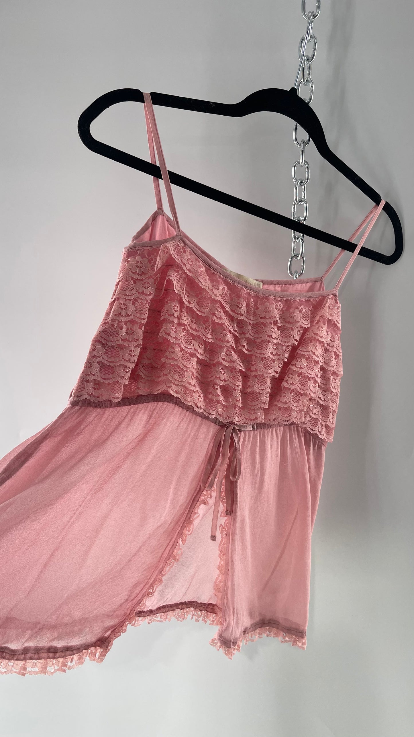 Andrew & Co NYC Deadstock Vintage Ruffled Lace Pink Tank with Bow Detail and Vented Bodice (S/M)