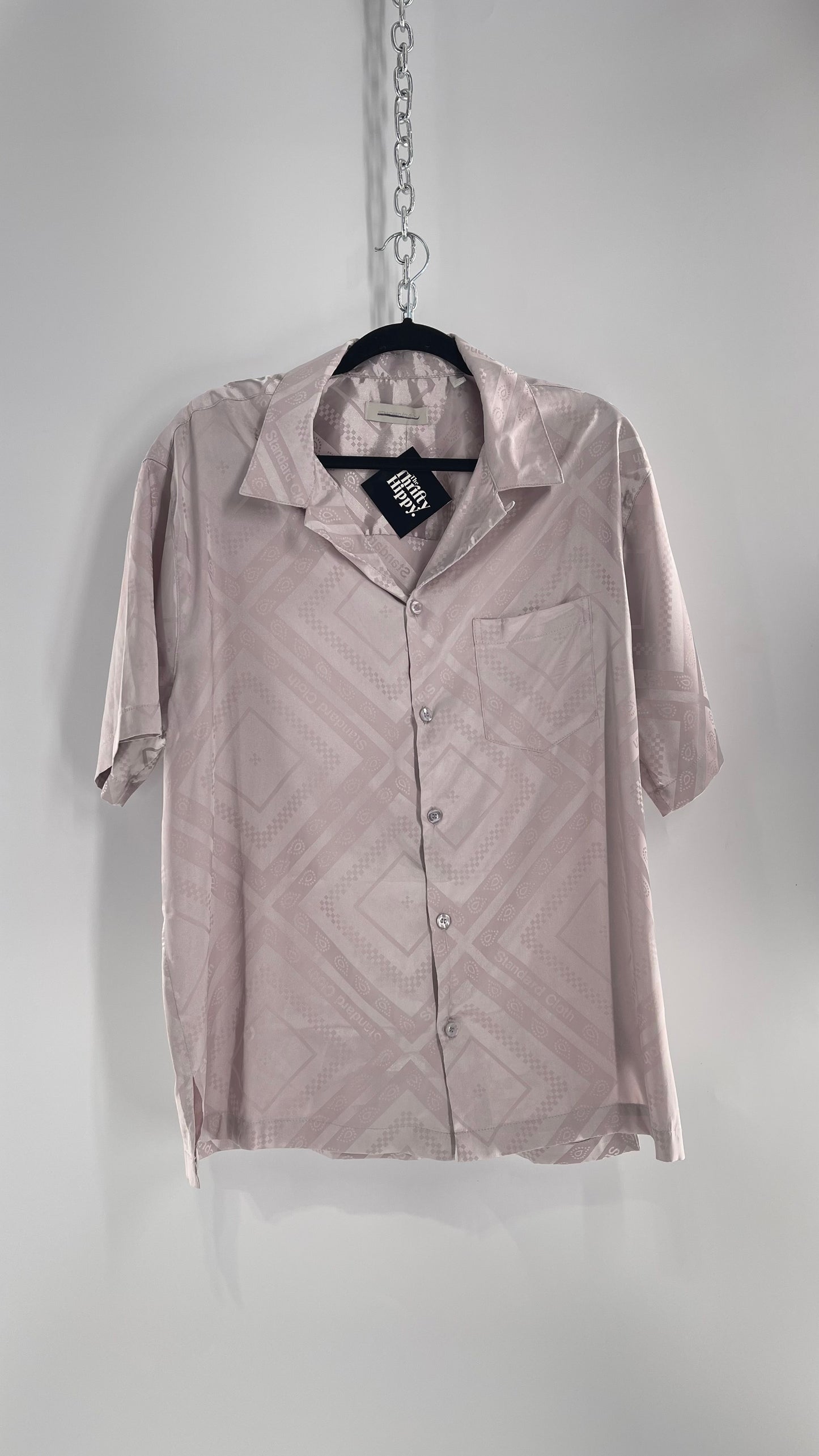 STANDARD/CLOTH Men’s Silver/Lilac Silky Shiny Button Up Short Sleeve (Large)