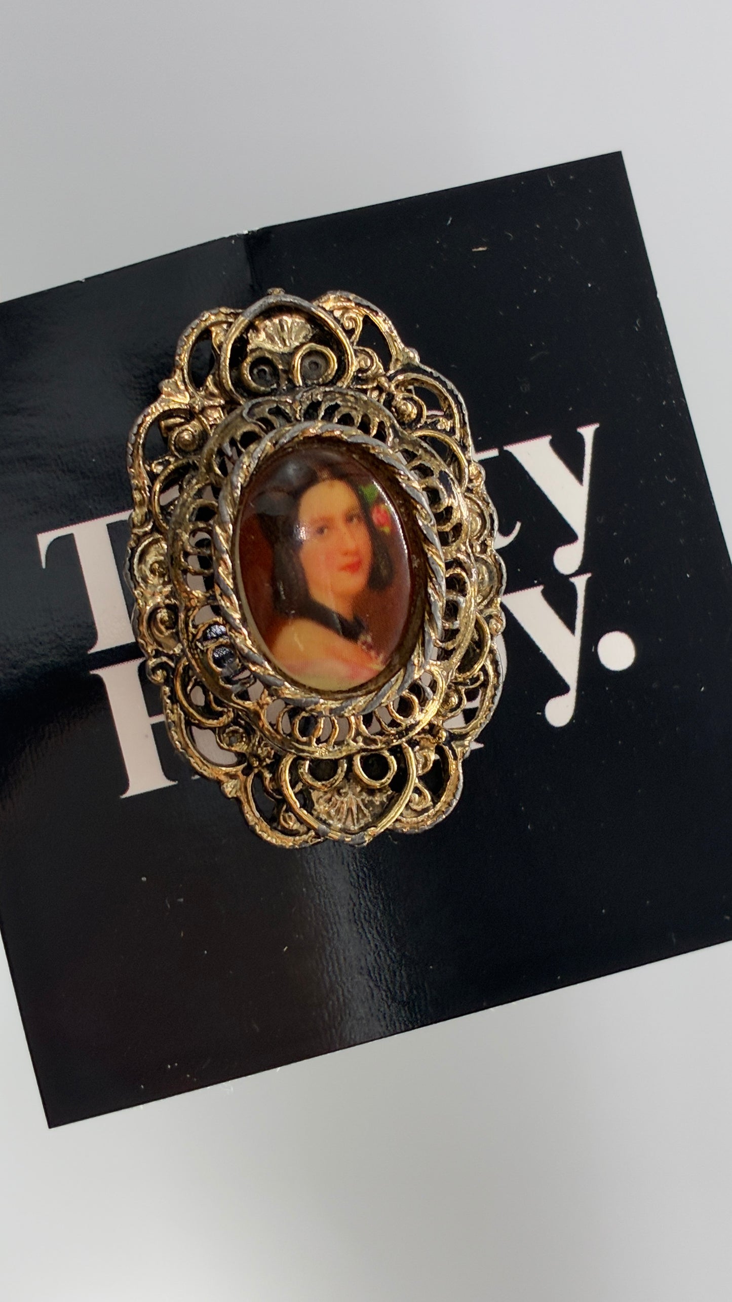 Vintage Victorian Brooch with Engraved Gold Photo/Portrait Frame