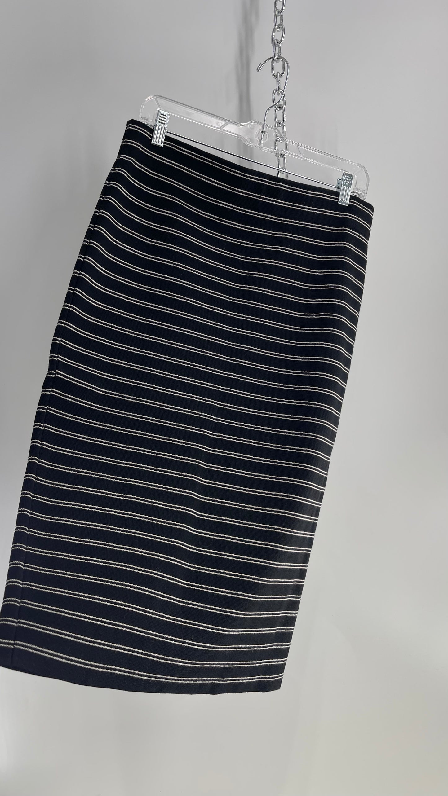 White House| Black Market Knit Black and White Thick Striped Skirt (Medium)