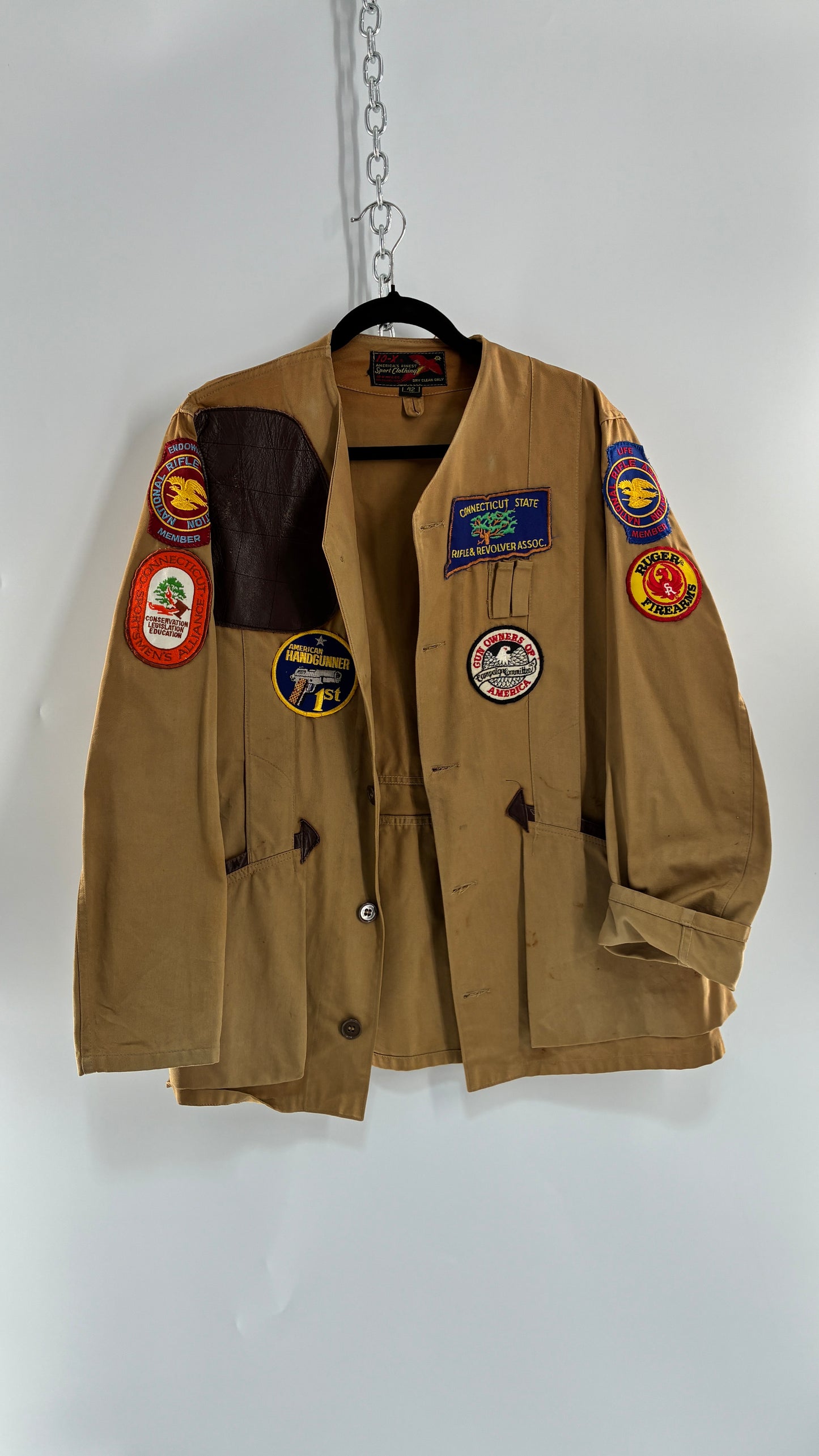 Vintage CT Ranger Shooting/Hunting Jacket Covered in Badges (42/Medium)