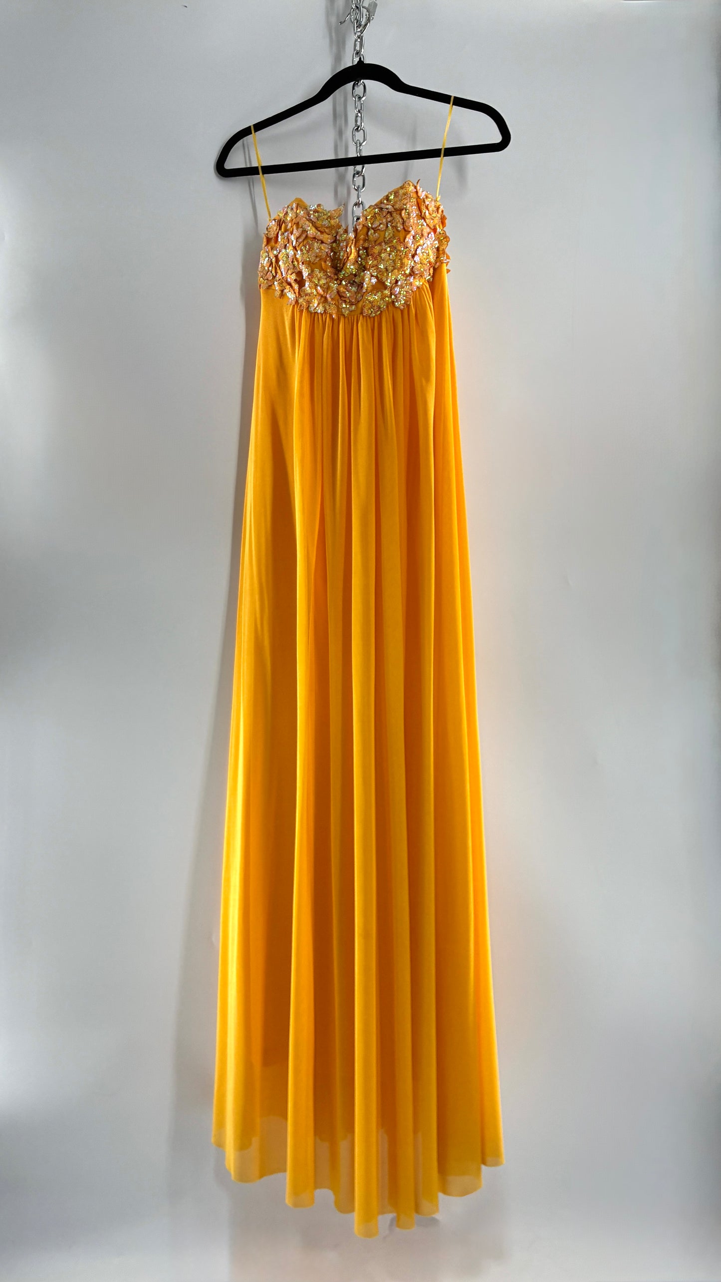 Vintage JAN’S BOUTIQUE Yellow Gown with Iridescent Sequin Appliqué Corseted Bust (6)
