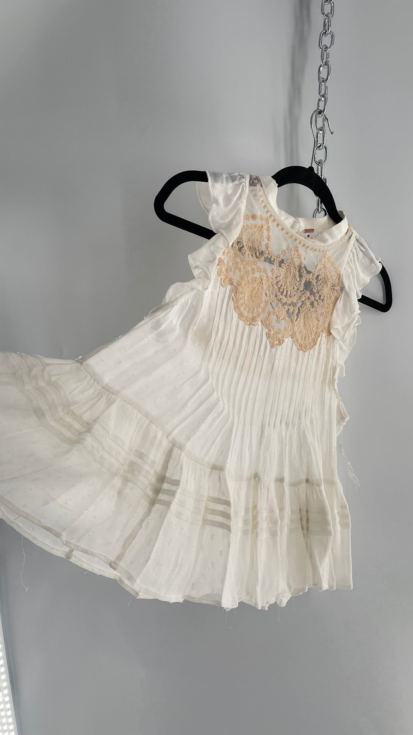 Free People Delicate,Romantic Feminine Sleeveless Blouse with Pleating, Embroidery and Keyhole Back (XS)