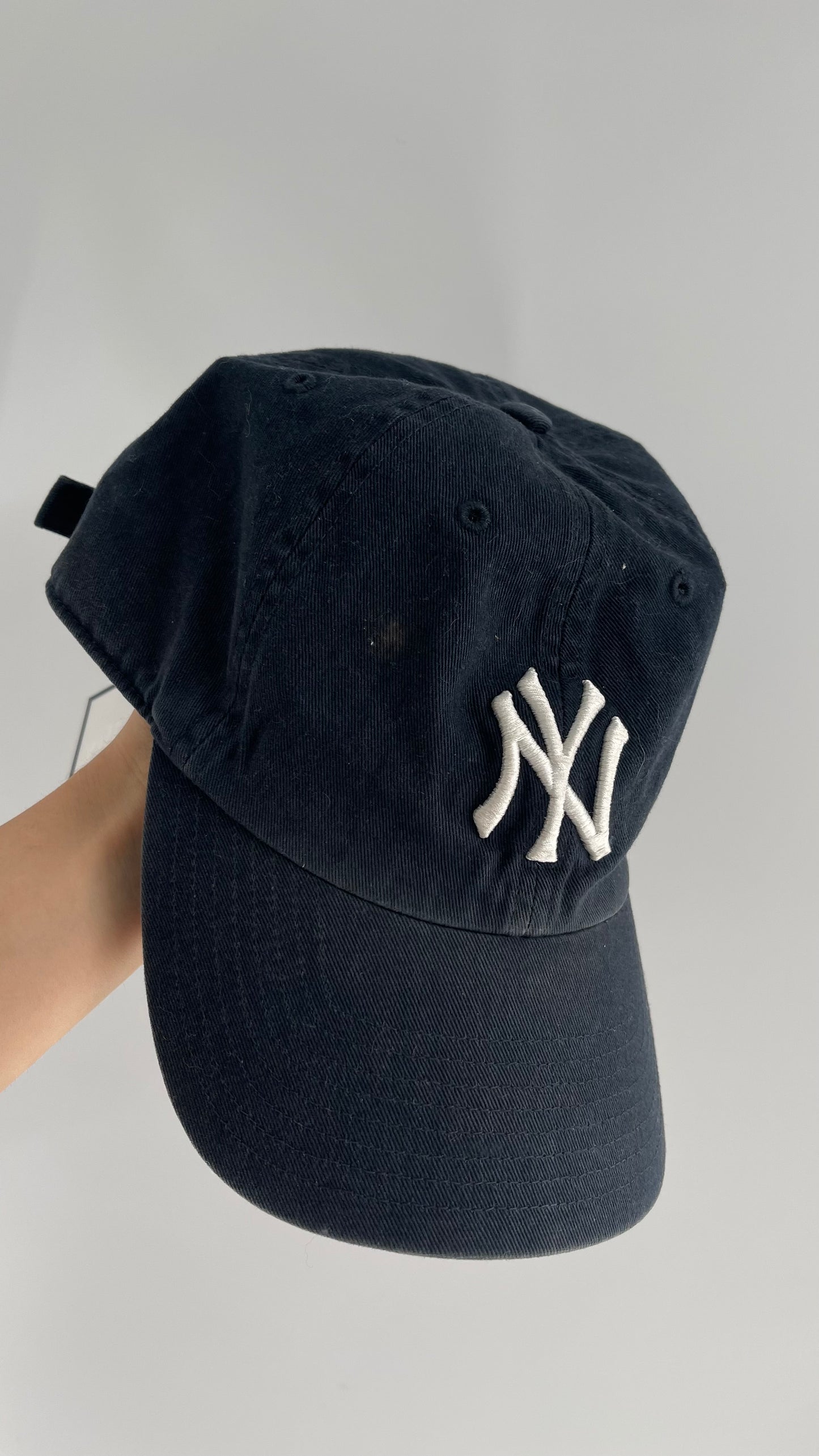 Vintage Yankees Navy Baseball Cap