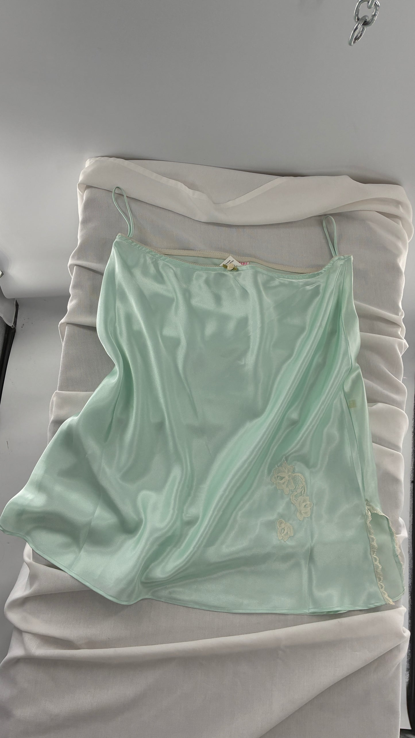 Vintage CRUZ Mint Slip Skirt with Lace Appliqués and Rosette Waistline  (Large)