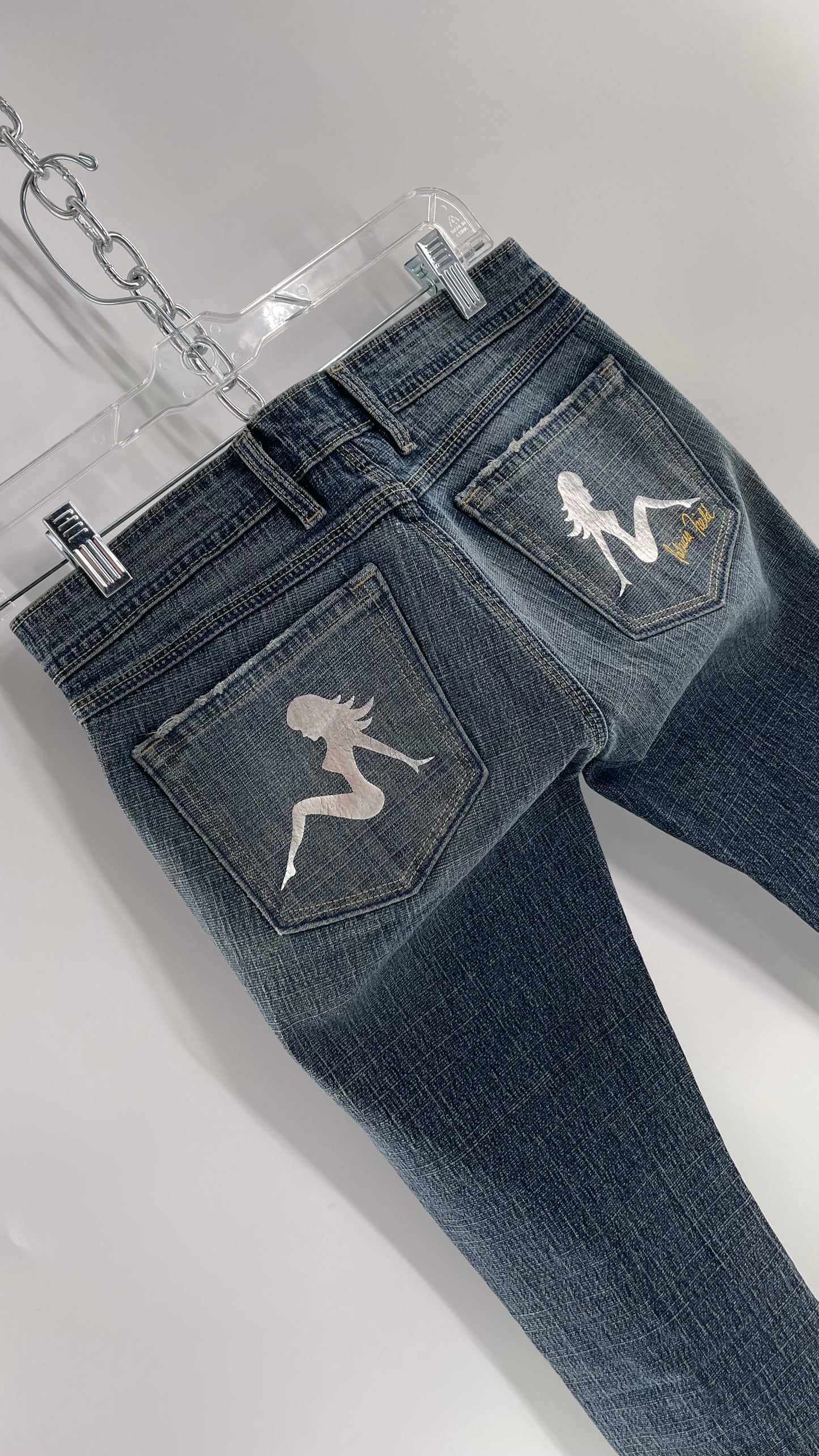 Vintage Smart AS JEANS Light Wash with Silver Metallic Female Posing Silhouette and Paulina Field Embroidery (28)