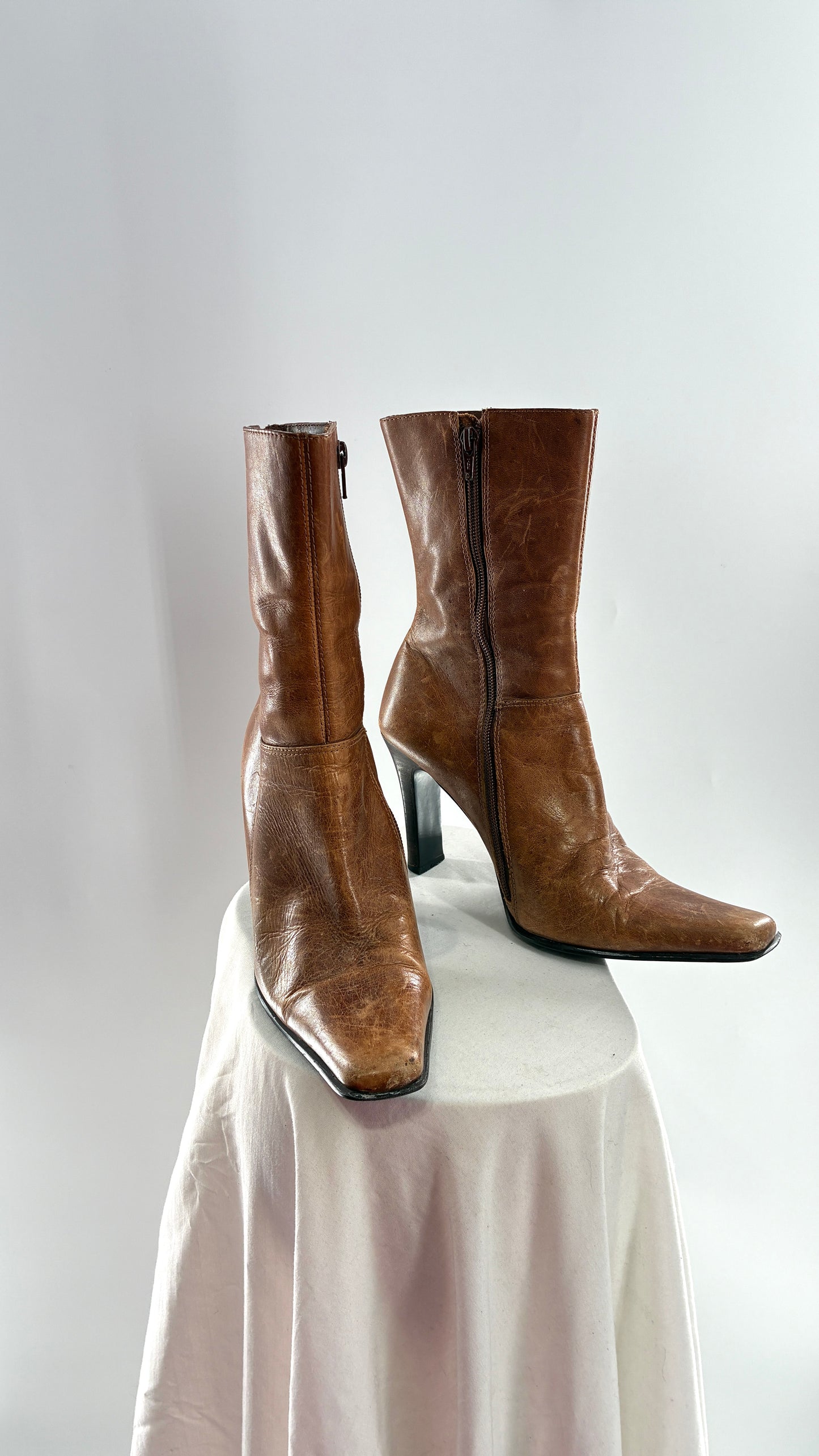 Vintage 1990s STEVE MADDEN Joesie Distressed Leather Pointed Square Toe Booties Made in Brazil (8)