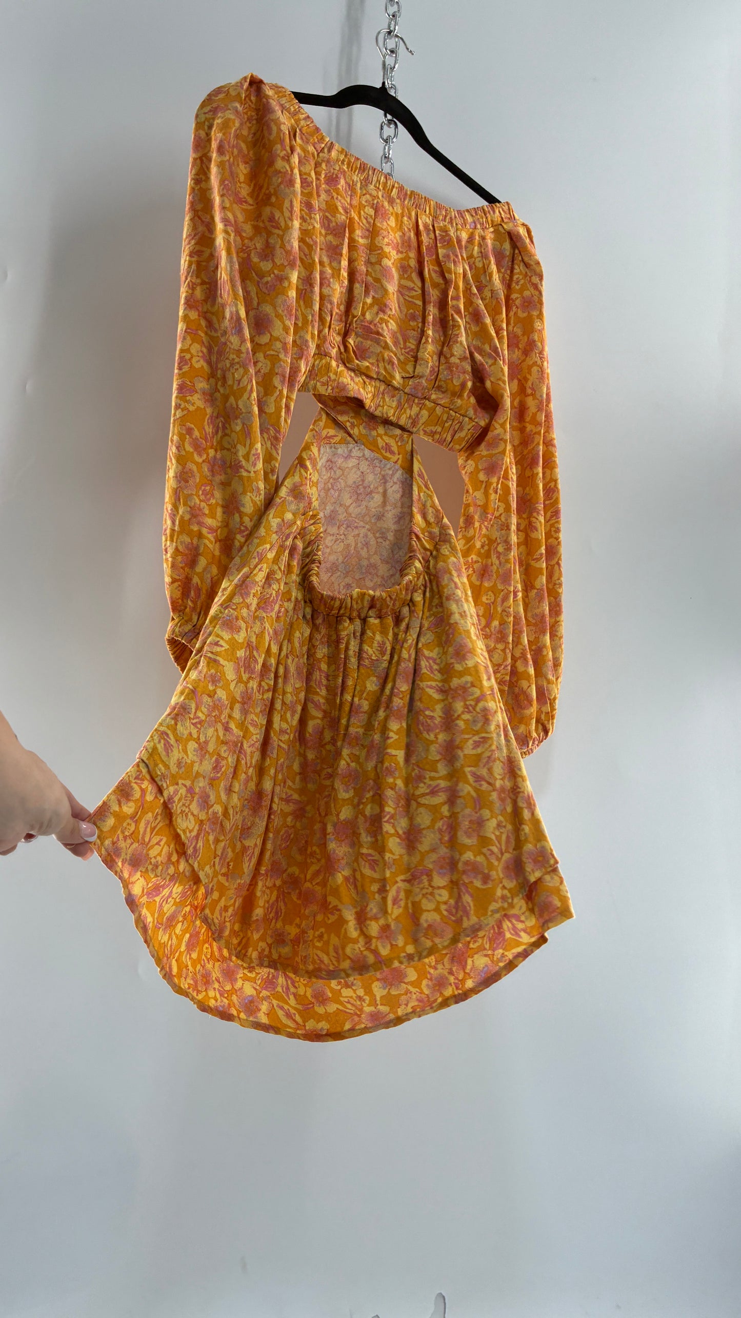 Free People Yellow Cut Out Golden Florals Dress with Ruched Bust and Balloon Sleeves Worn (XS)
