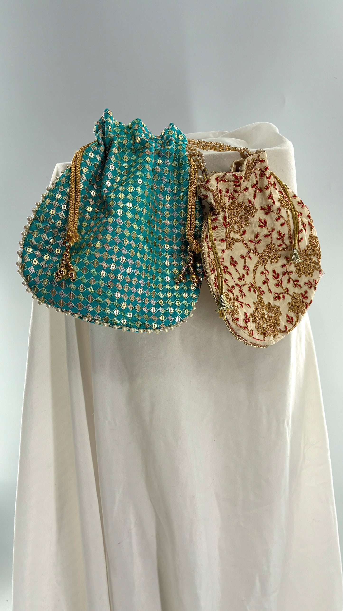 Vintage Beaded Wristlet Purse 2 Pc Set