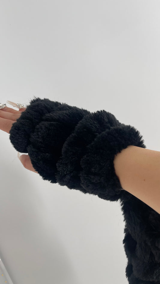 Free People Faux Fur Black Bubble Fingerless Gloves