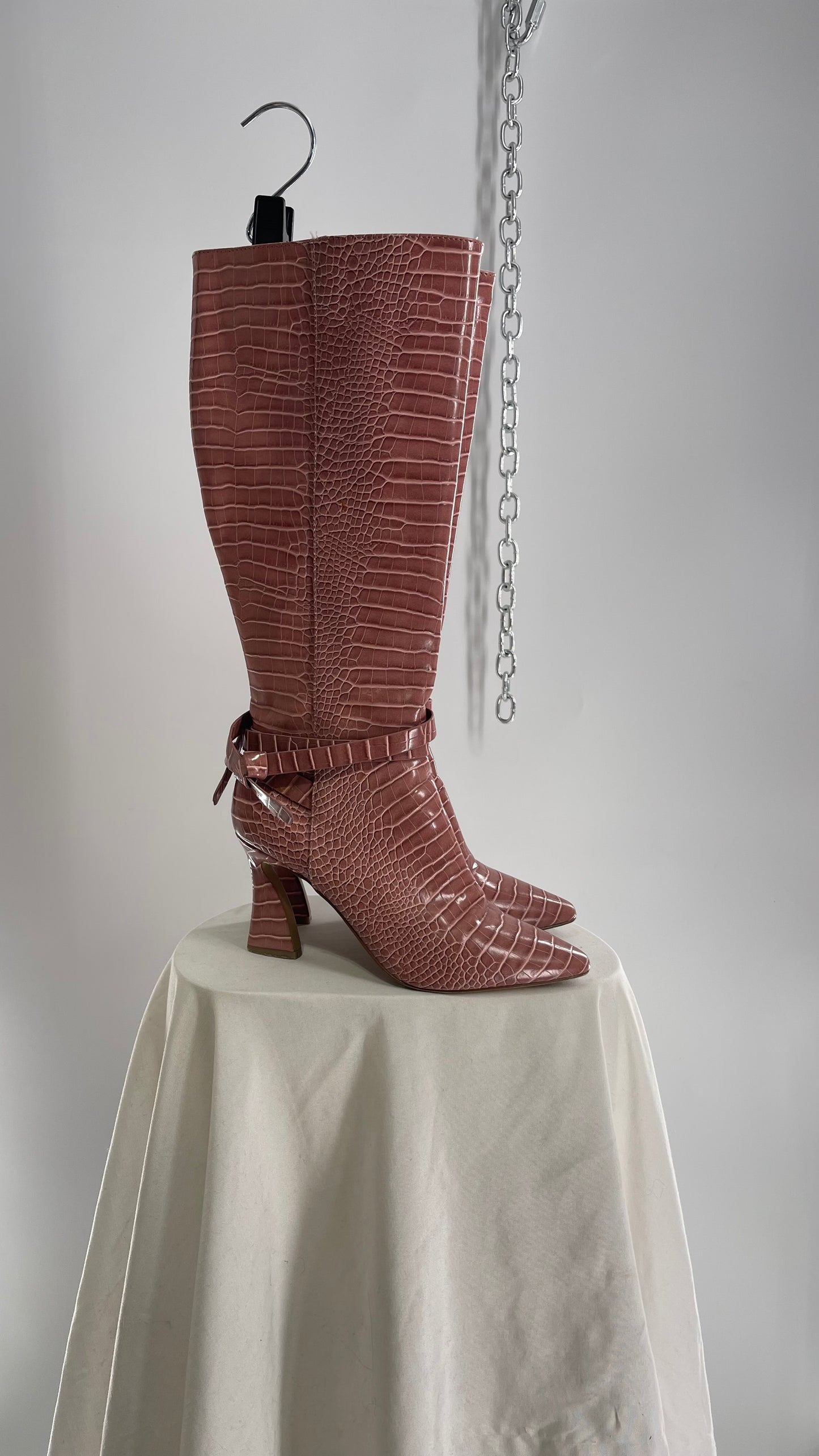 Charles David Rose Pink Crocodile Embossed Pointed Toe Boots (7)