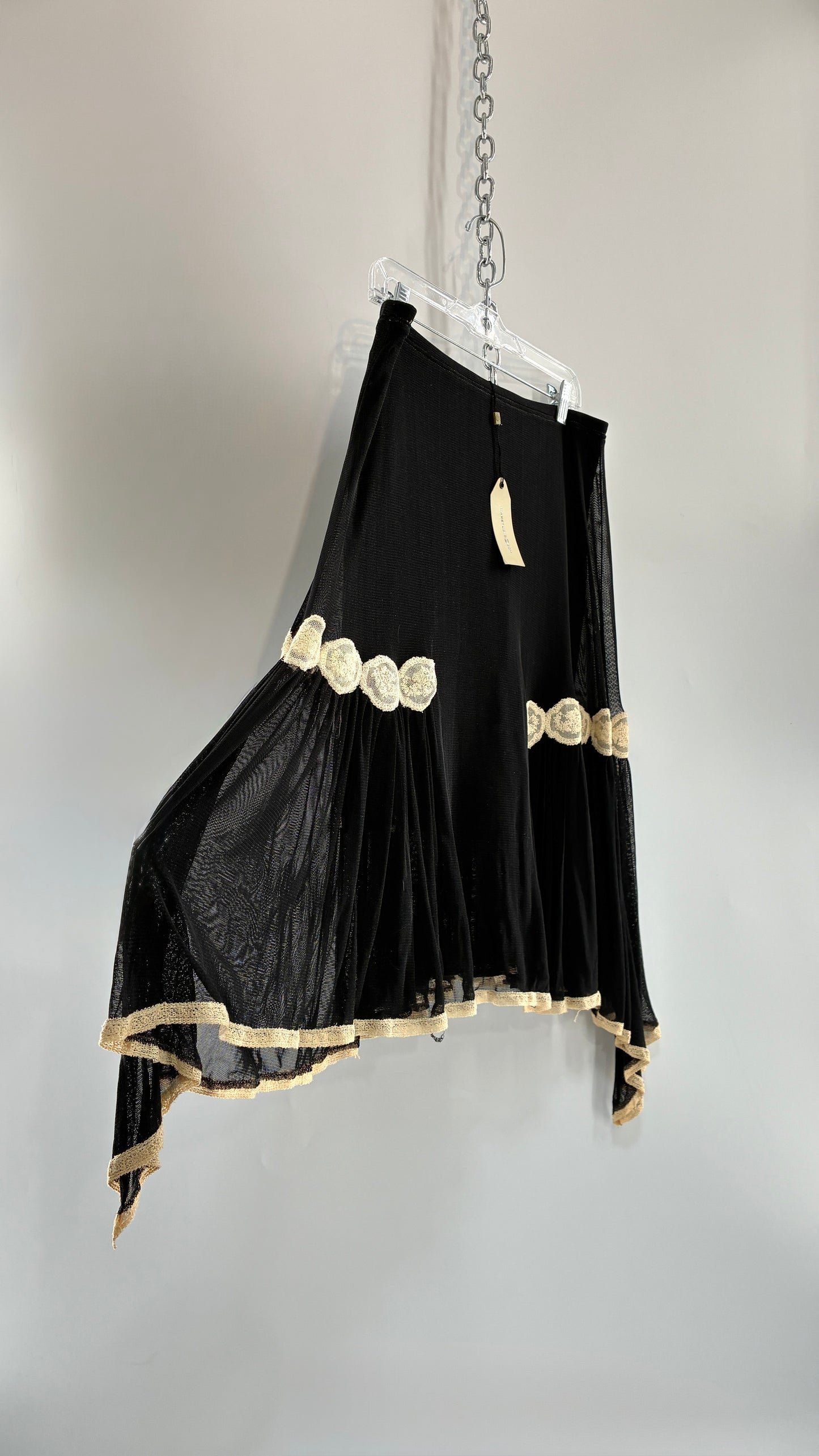 Deadstock MAXSTUDIO 100% Silk Black Skirt with Lace Trim (Small)