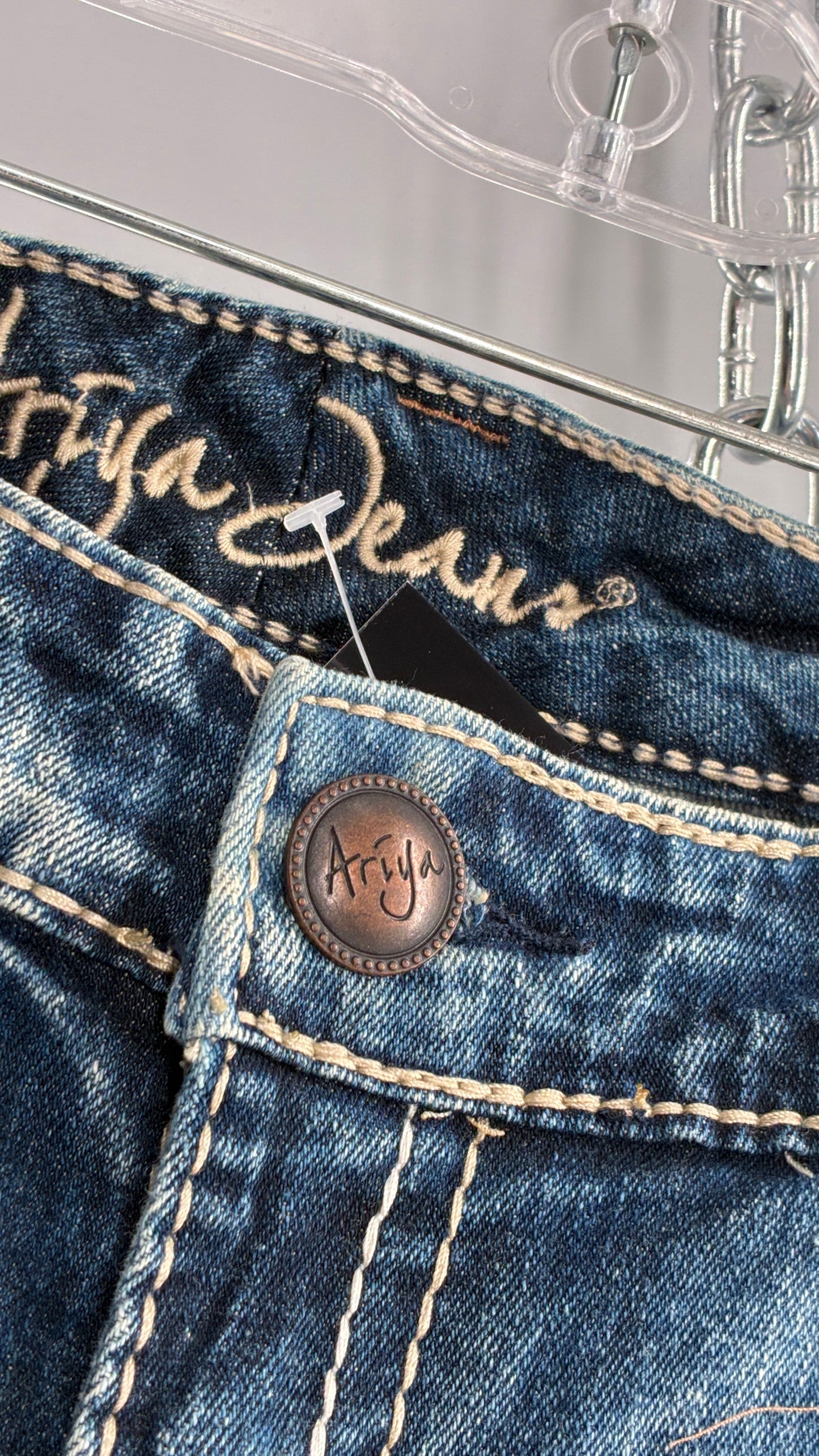 Vintage ARIYA JEANS Acid Washed Kick Flares with Embroidered Pockets (15/16)