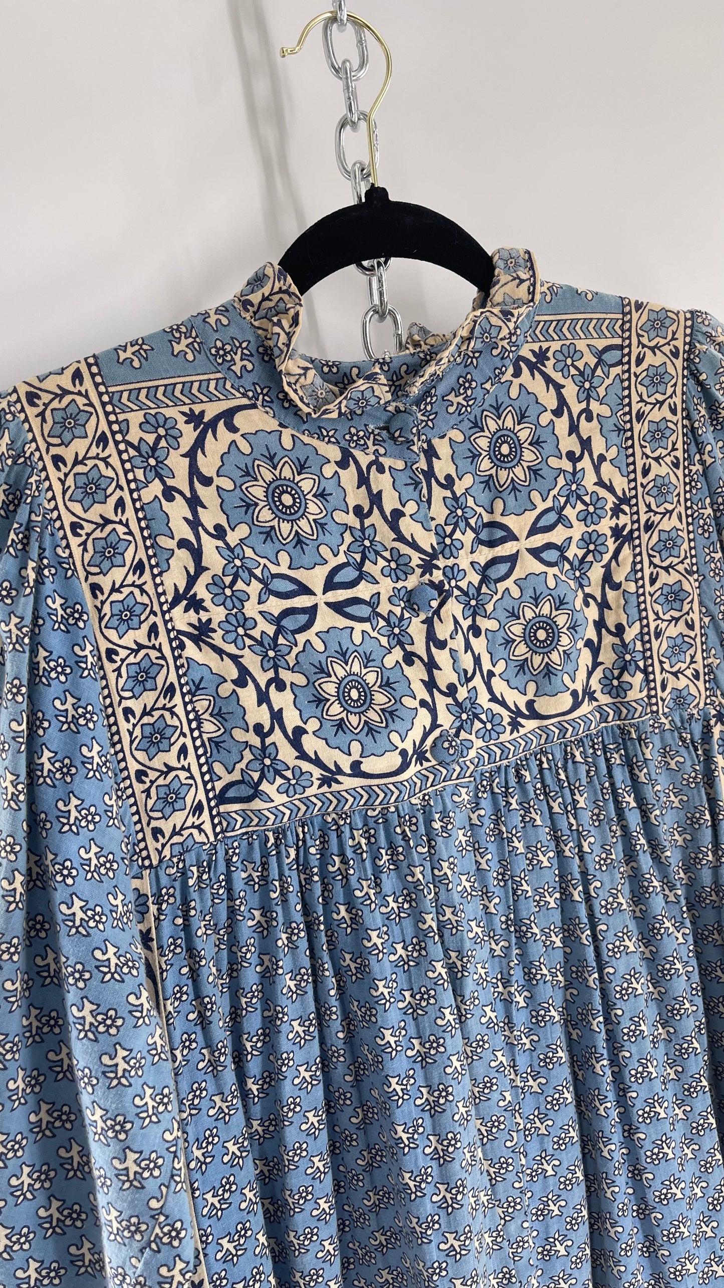 Vintage 1970s Ramona Rull 100% Cotton Powder Blue Mixed Quilted Pattern Gown with Pockets (Large)