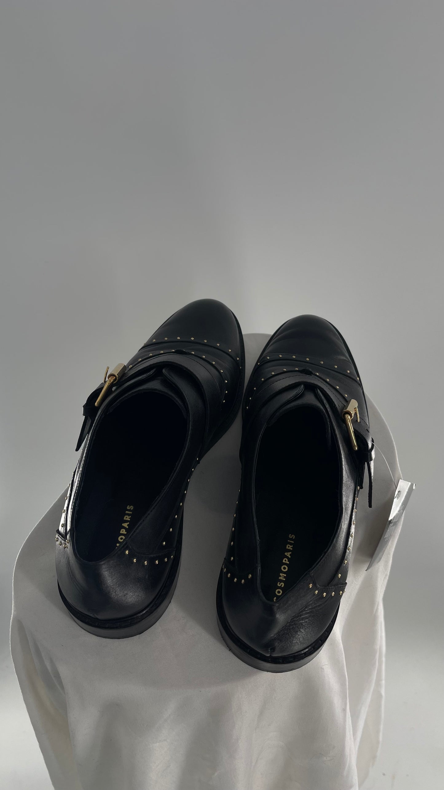 Vintage COSMOPARIS Black Leather Side Buckle Oxford with Gold Stud Details (39)