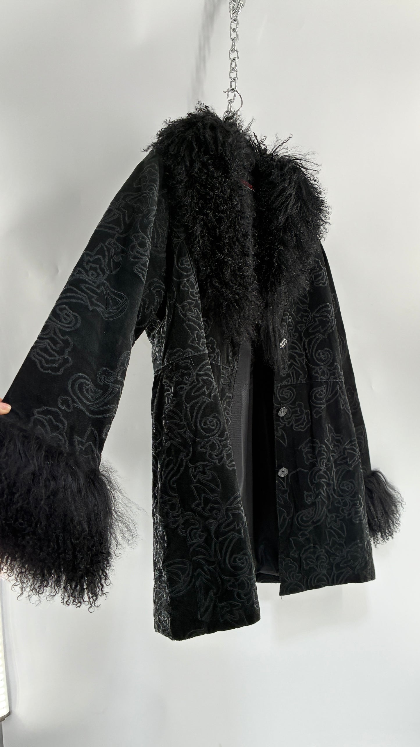 Vintage PHASE TWO Embroidered Black Genuine Suede Leather Coat with Mongolian Fur Collar and Cuffs (XXL)
