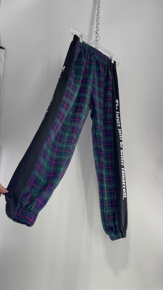 DFF White Men’s Plaid “The Future Will Be Better Tomorrow” Sweats (Small)