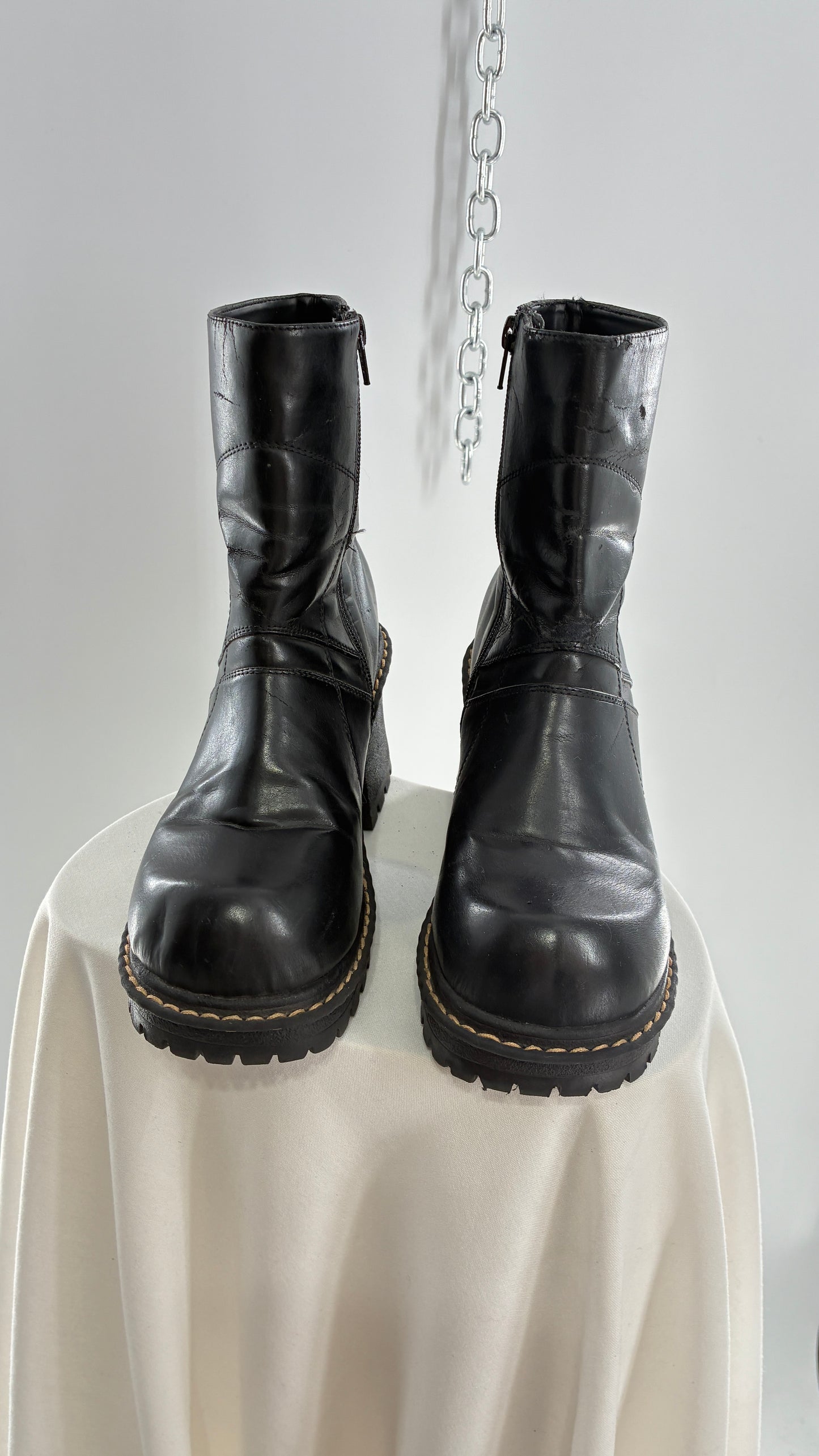 Vintage ROUTE 66 Black Chunky Heel Round Toe Boot  (8.5)