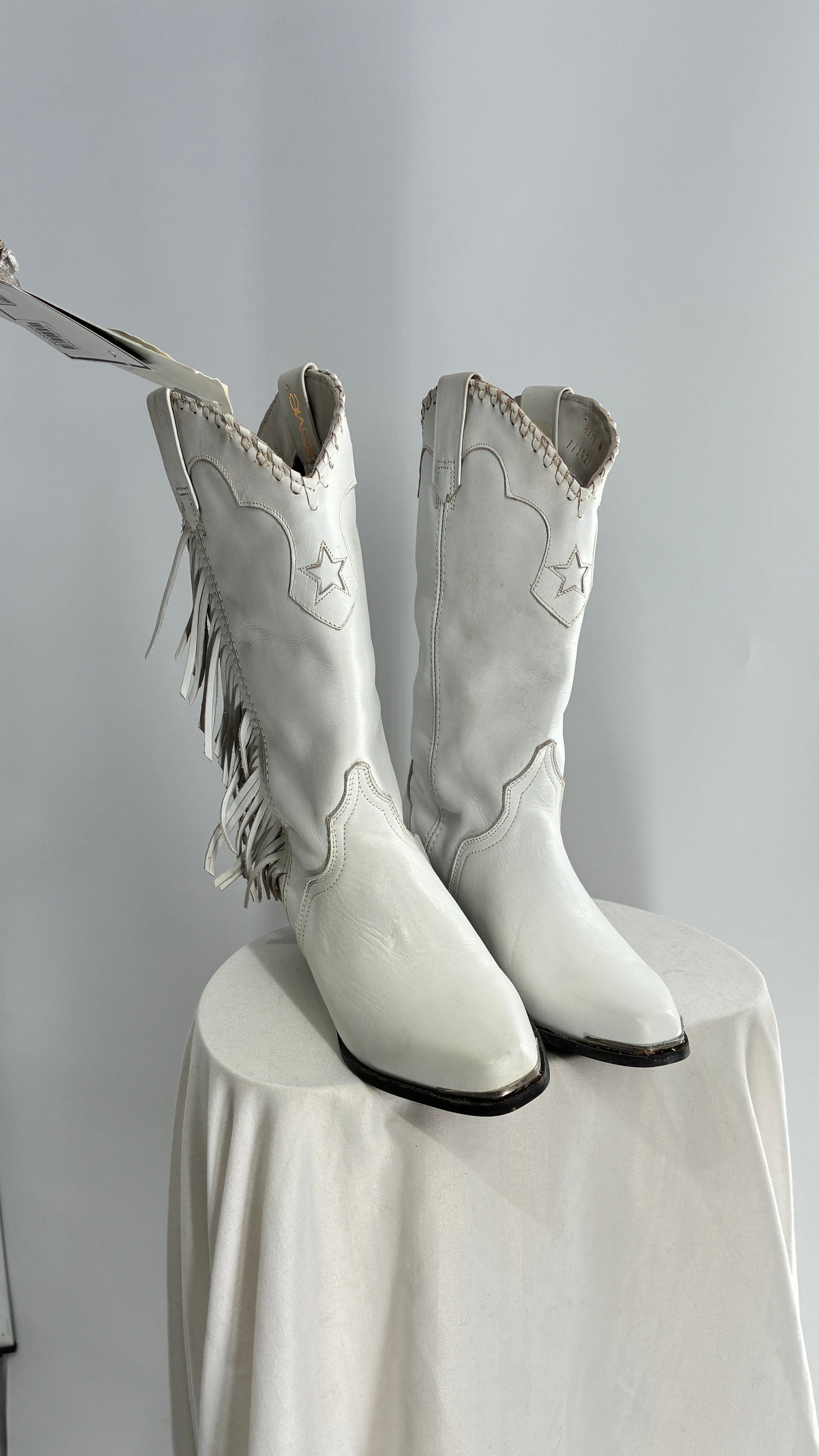 Deadstock Vintage ACME White Cowboy Boots with Braided Cuff, Fringe Sides(6)