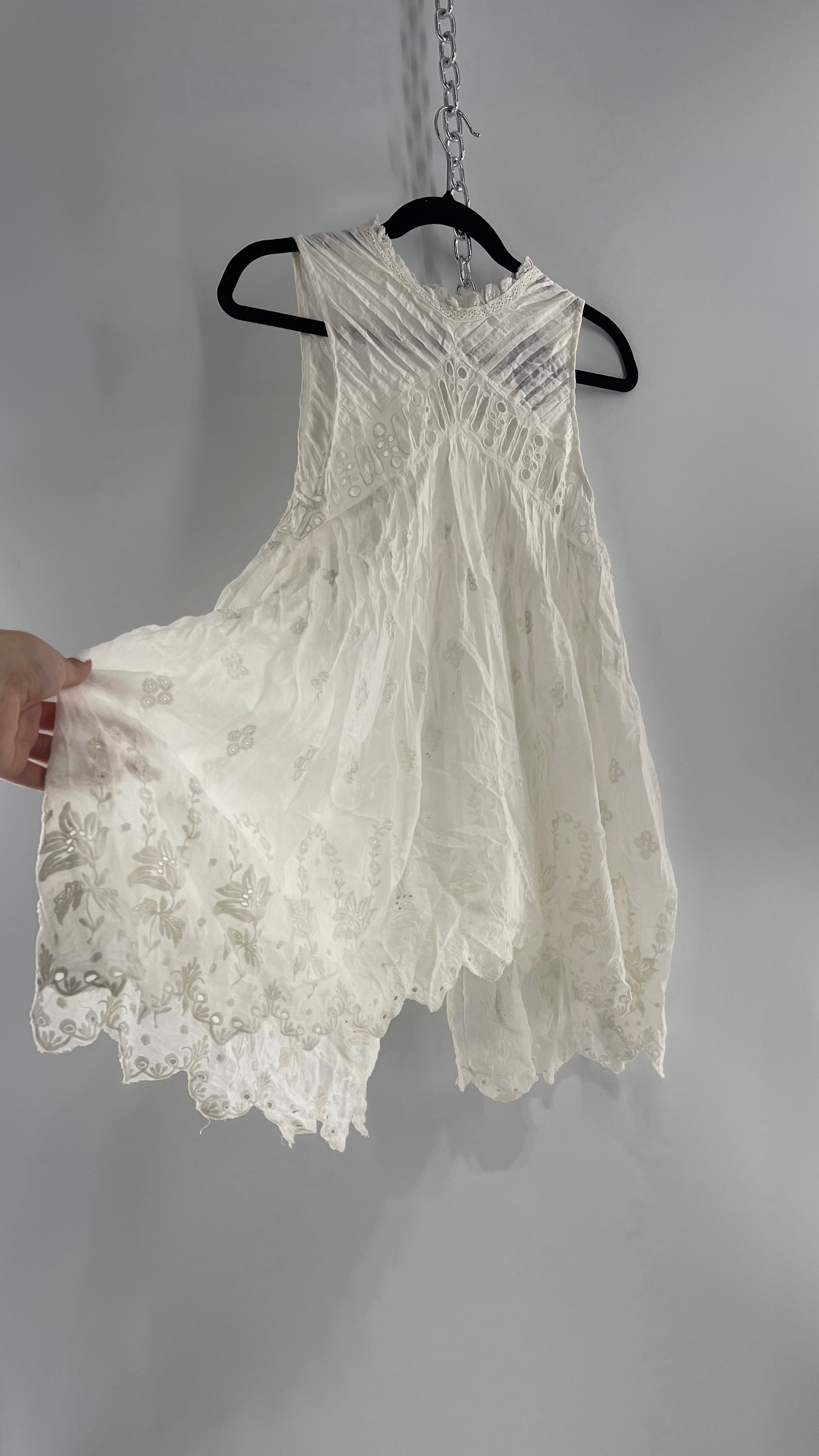 Free People White Cotton Eyelet Embroidered Lace Tank with Pleating, Buttoned and Slit Back (Small)