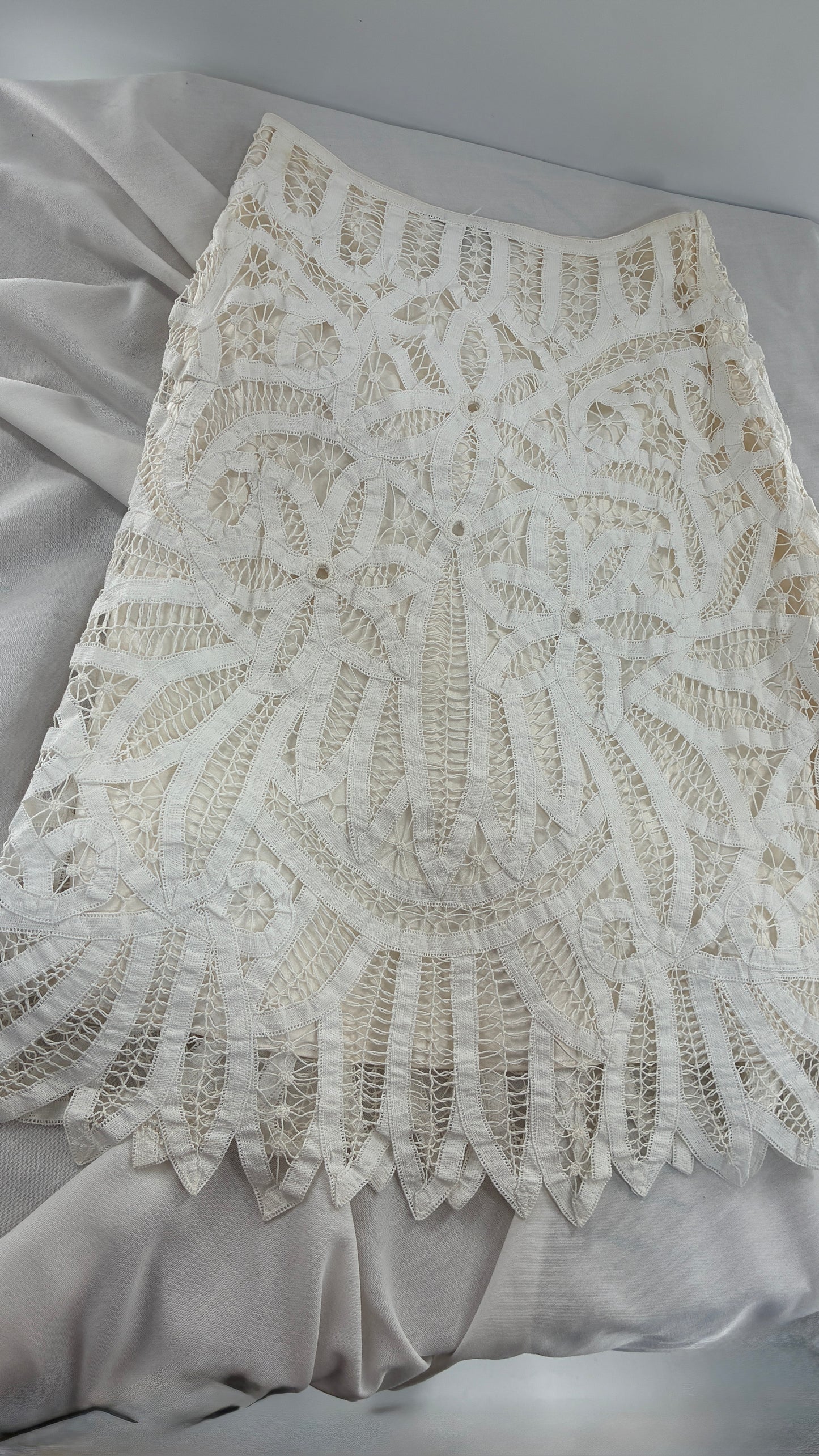 Vintage LAFAYETTE 148 NEW YORK 100% Cotton White Lace Skirt with 100% Silk Underlay (6)