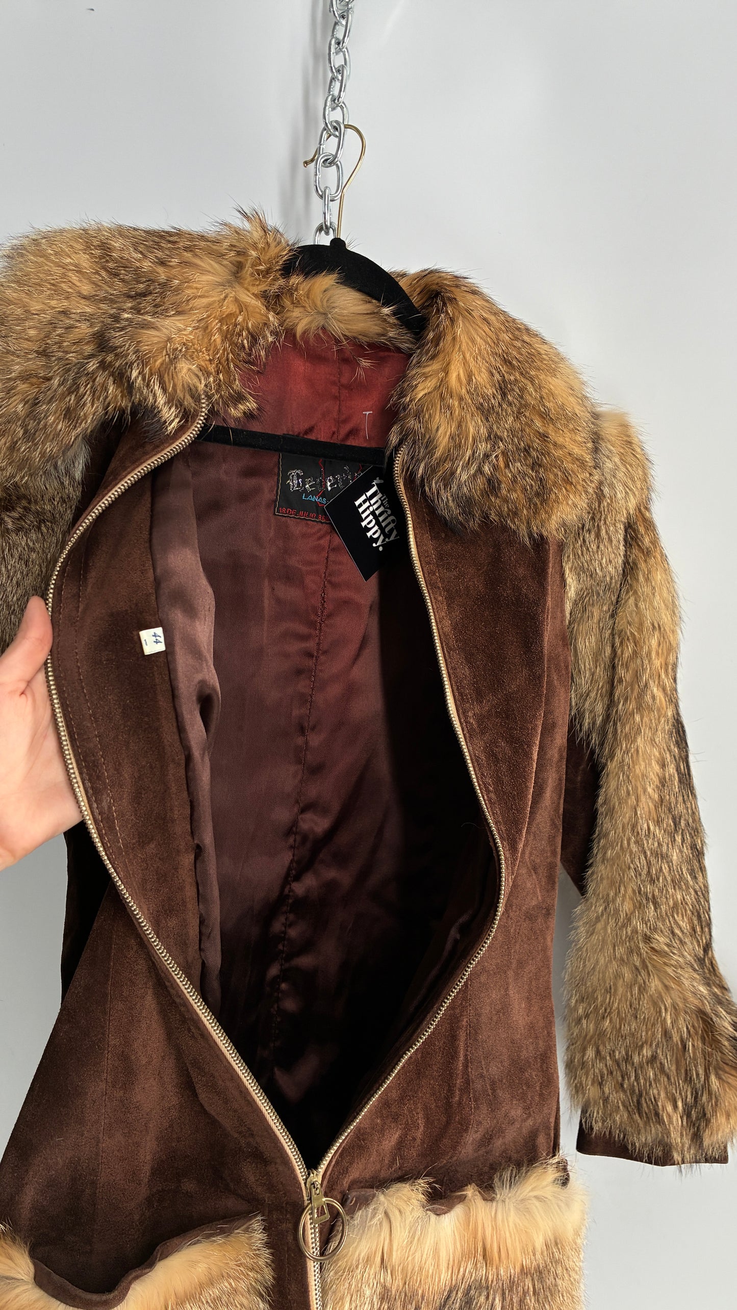 Vintage Cederland 1970s Genuine Suede Leather Coat with Fur Pockets, Sleeves, and Collar (44)