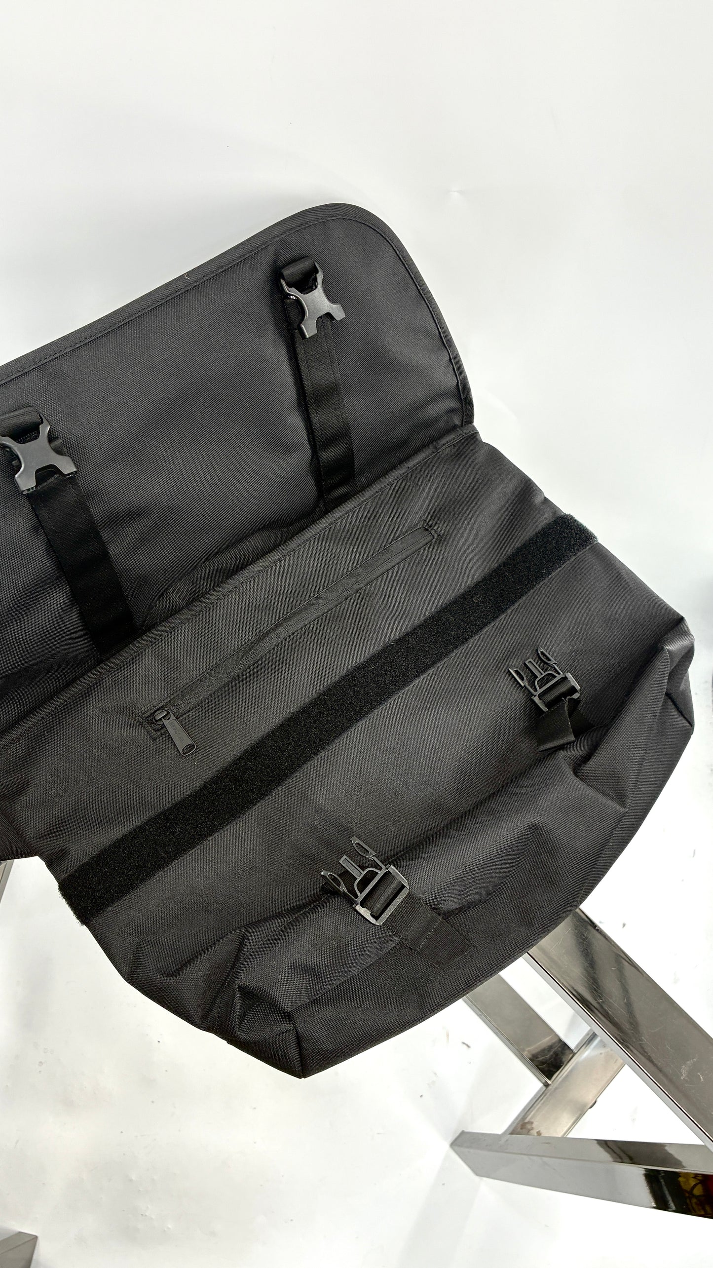 Vintage HERSCHEL Cove Black Laptop Briefcase Bag with Tags