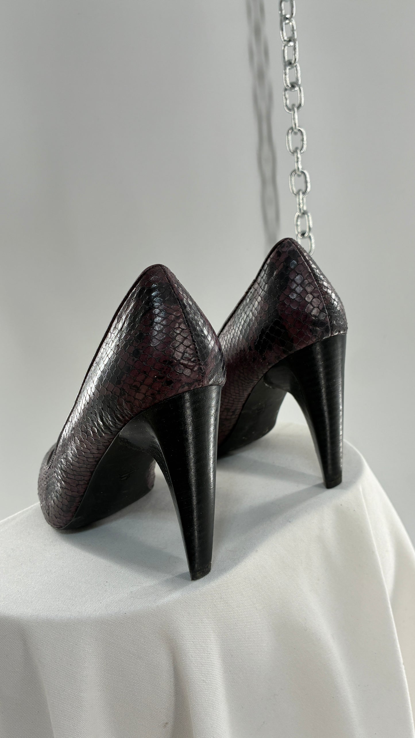 Vintage B MAKOWSKY Snake Embossed Pointed Toe Heel with Block Heel (9.5)