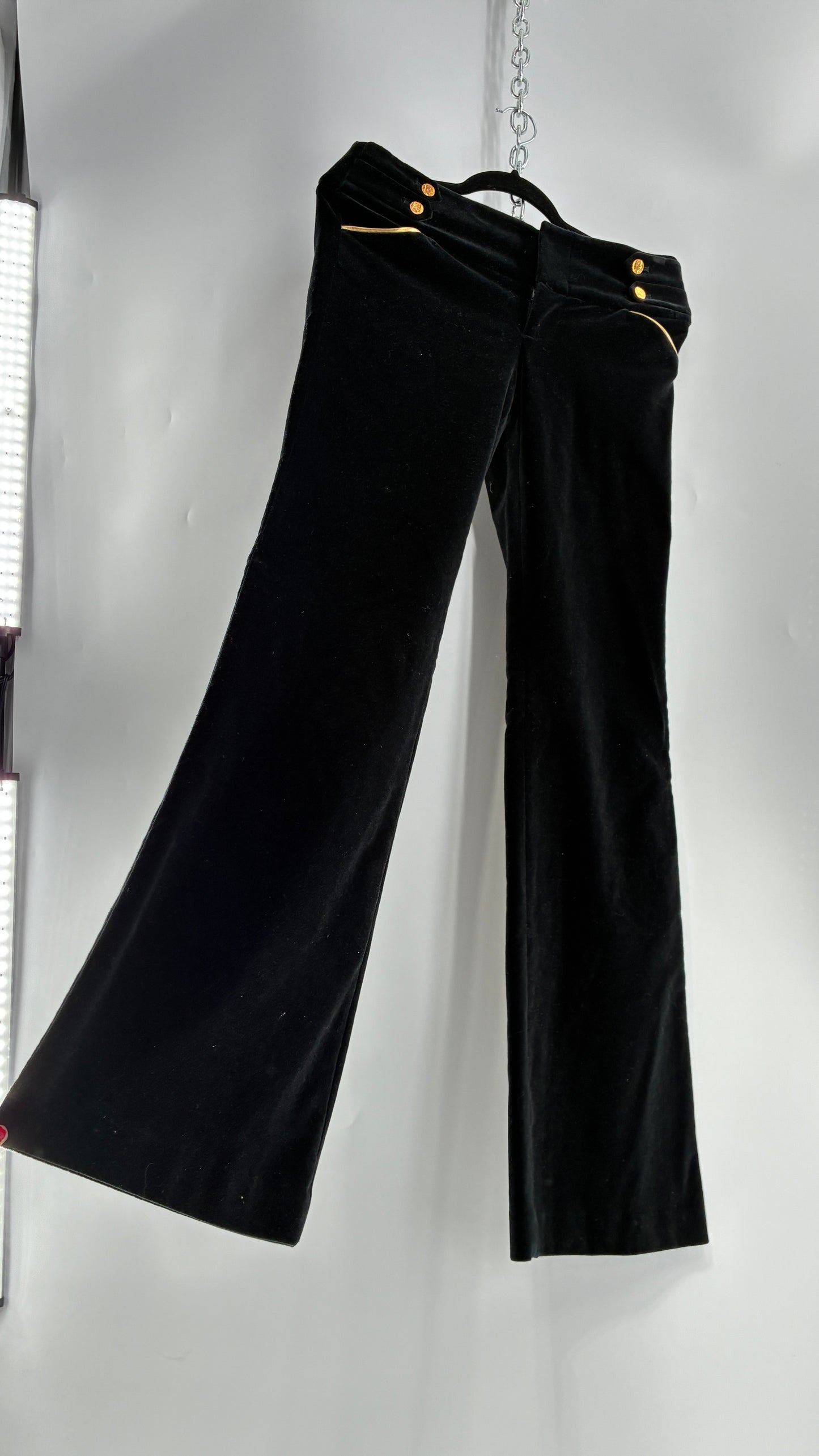 Vintage Alice + Olivia Thick Black Velour Low Rise Kickflare Pants with Thick Waistband with Gold Coin Detailing (6)