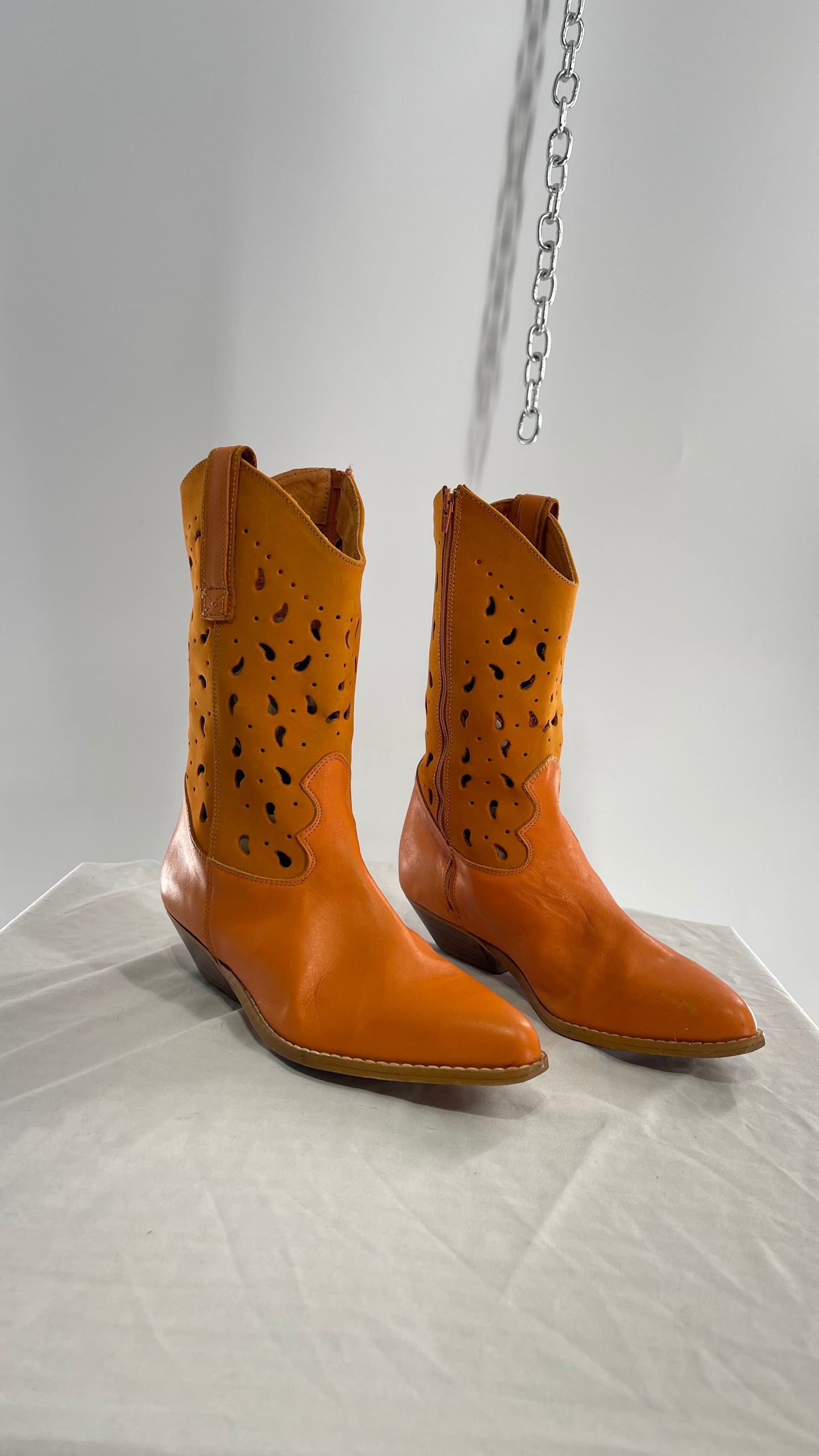 Vintage Santa Barbara Orange Leather Made in Spain Pointed Toe Cowboy Boots (8)