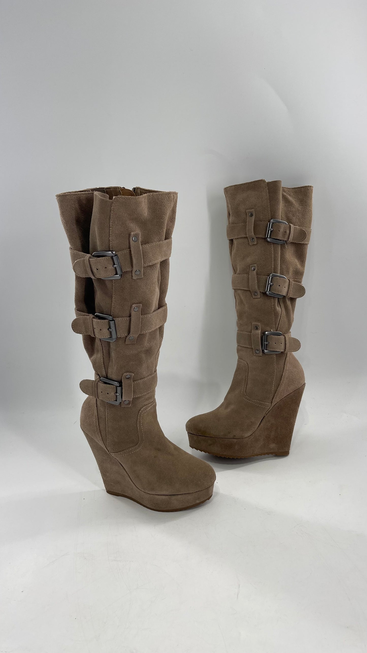 Vintage Bakers Genuine Suede Leather Gray/Tan Wedge Platform Knee High Boots with Gun Metal Buckles (6)